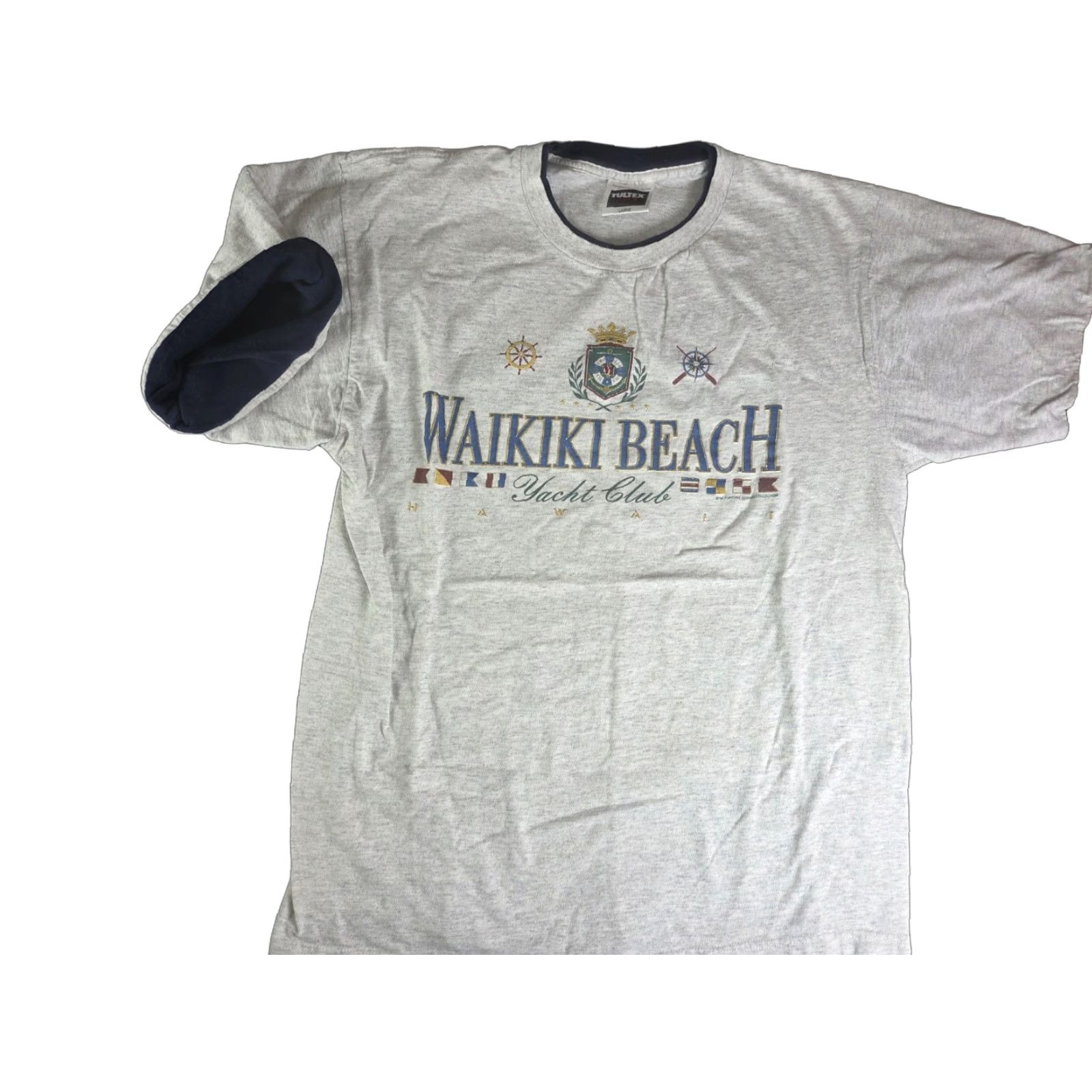 Tultex VINTAGE Waikiki Beach Yacht Club Shirt Tultex Gray L 1990s Short Sleeve Mens Shirt Size US L / EU 52-54 / 3 - 1 Thumbnail