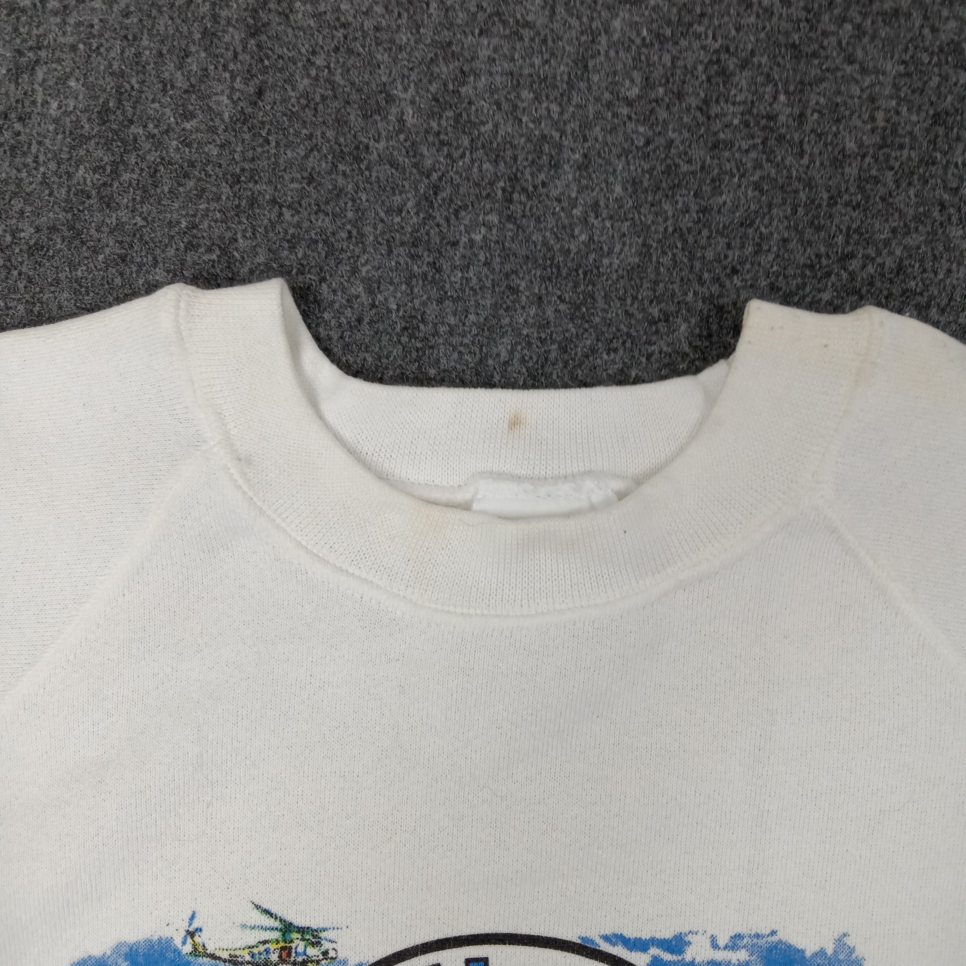 Vintage Naval Station Everett American Streetwear Sweatshirt C227N19 Size US M / EU 48-50 / 2 - 5 Thumbnail