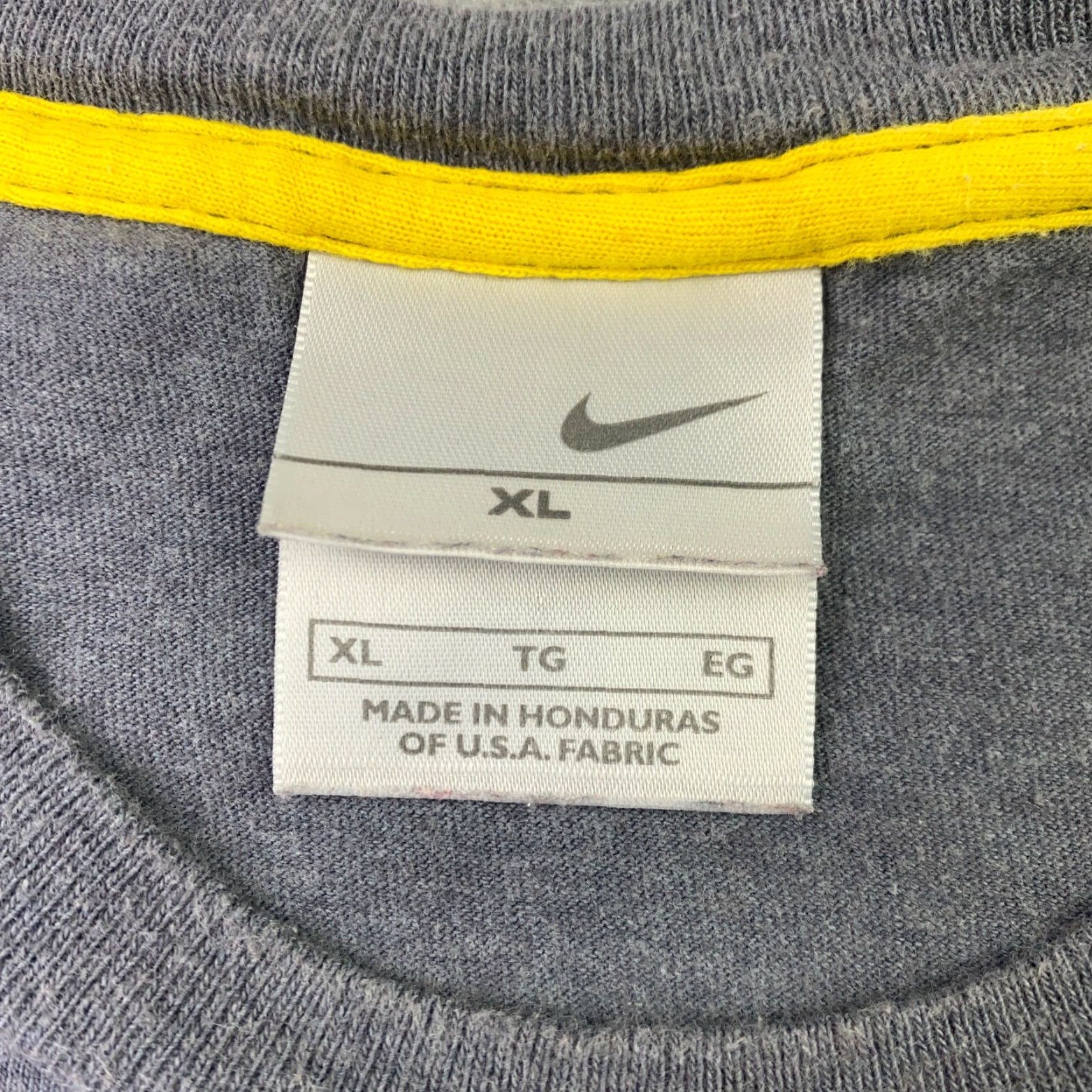 Nike VINTAGE Nike Mens Shirt XL Grey Label The Original Beaverton Big Logo Y2K Size US XL / EU 56 / 4 - 4 Thumbnail