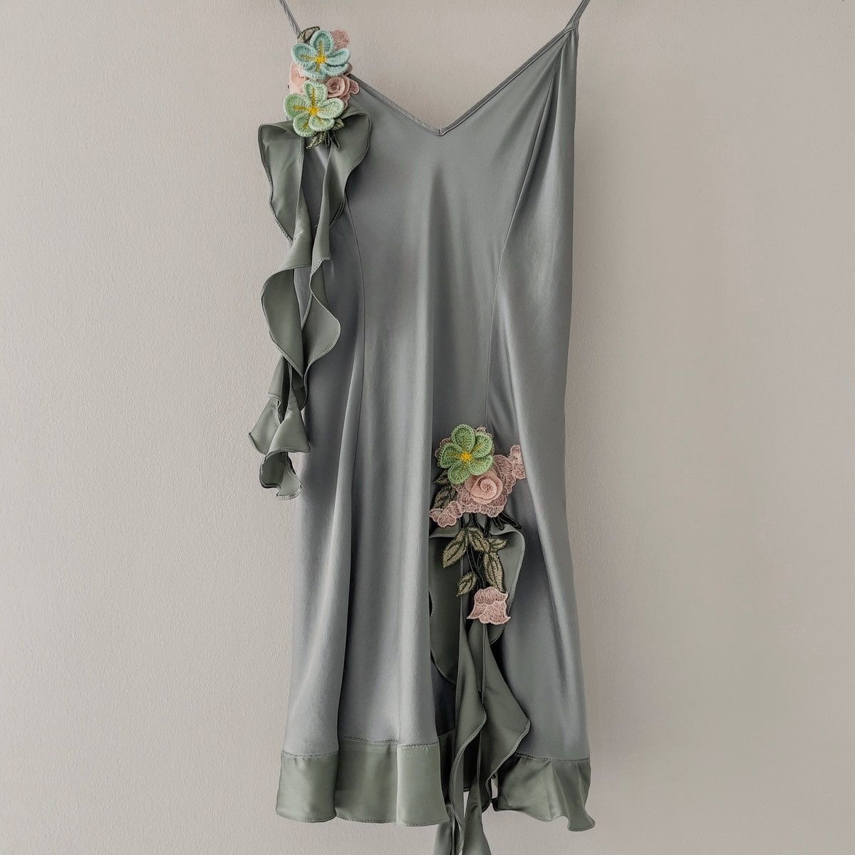 Victoria's Secret × Vintage Special! Romantic VS Dusty Green Silk Mini Dress (Medium) Size M / US 6-8 / IT 42-44 - 10 Thumbnail