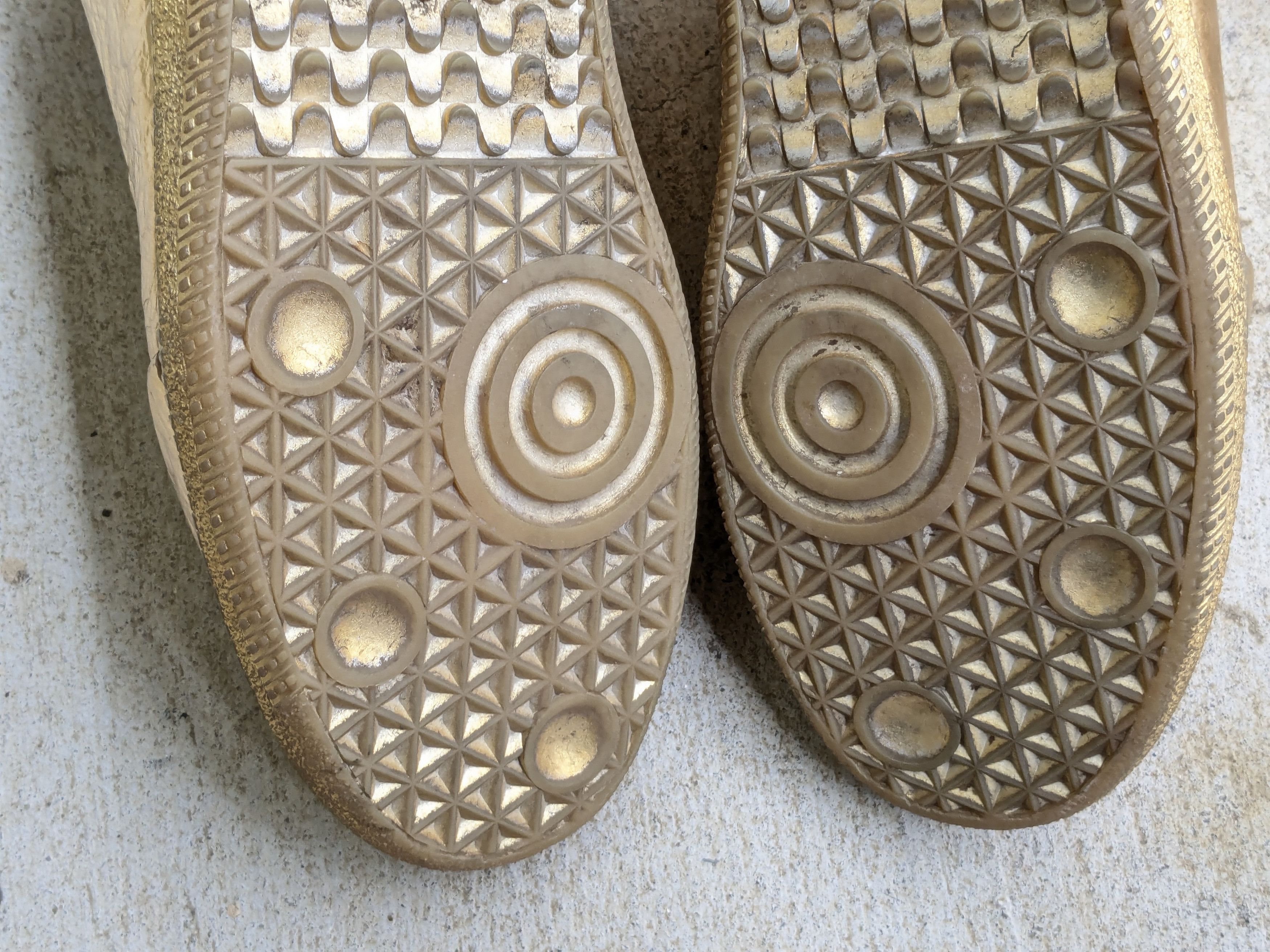 Maison Margiela Maison Margiela Future Gold 9 42 Low Tops Leather Size US 9 / EU 42 - 17 Thumbnail