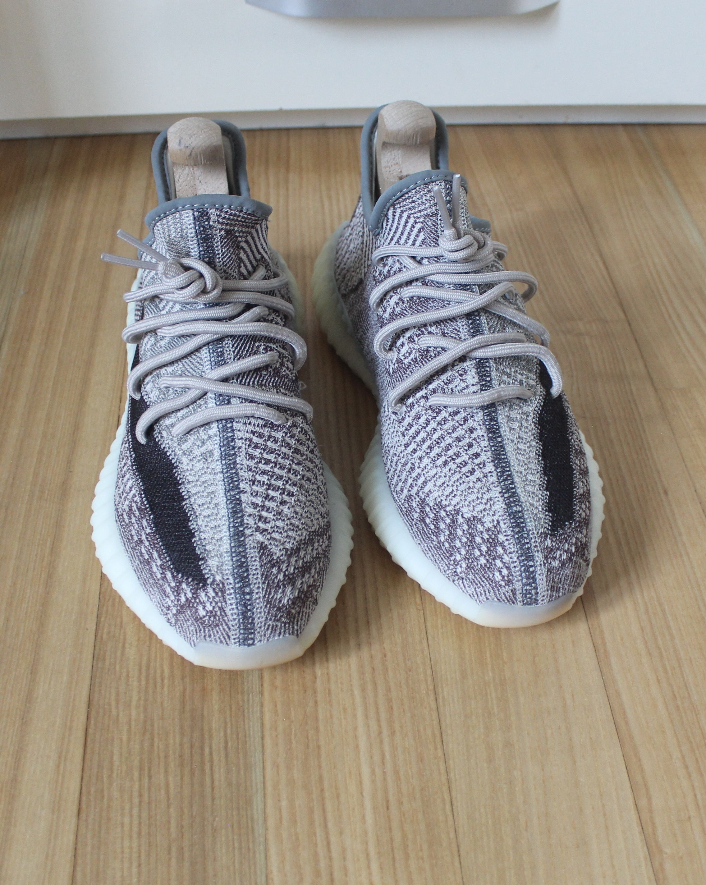 Adidas Yeezy Boost 350 V2 Zyon FZ1267 Size US 9 / EU 42 - 3 Thumbnail