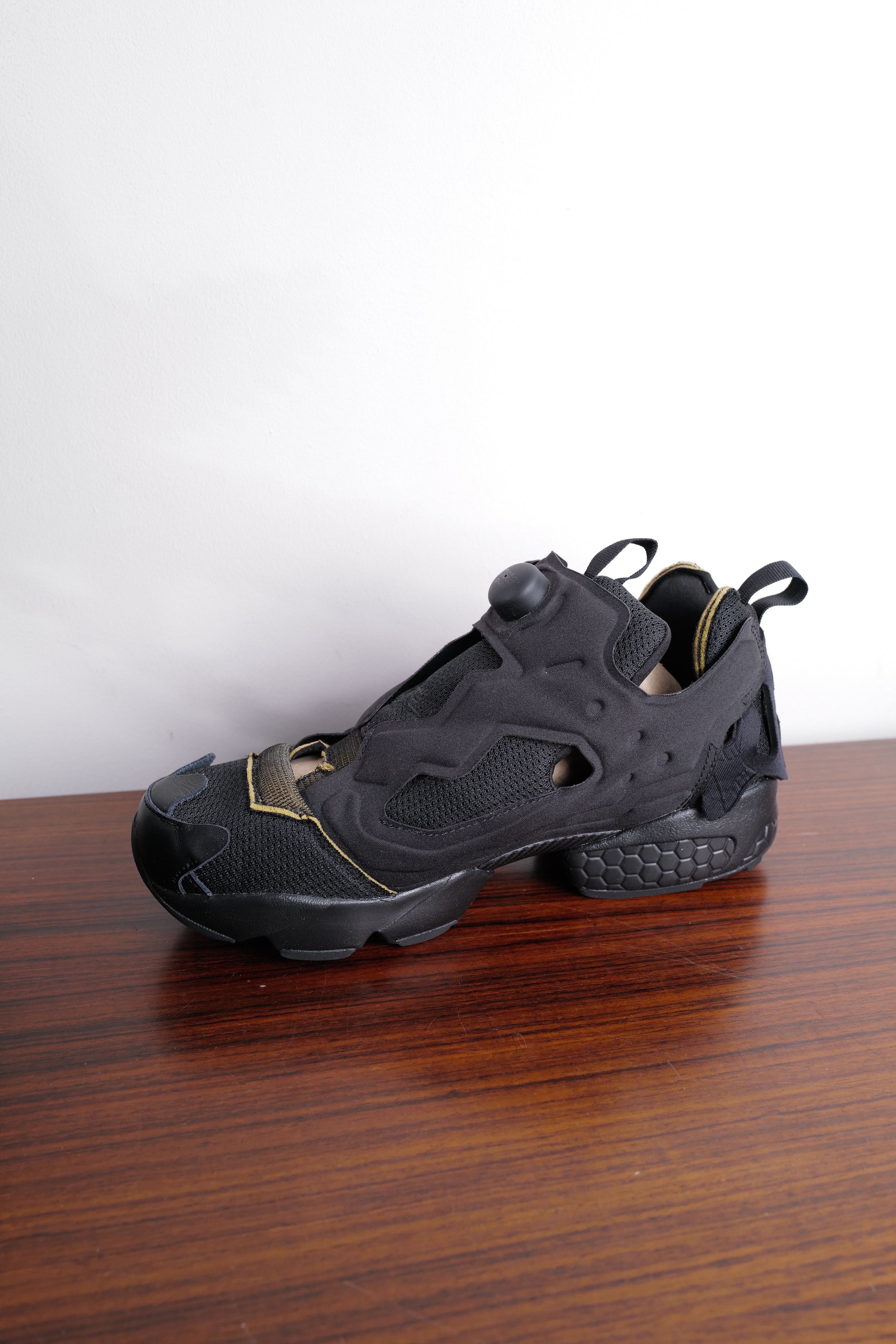 Maison Margiela × Reebok INSTA PUMP Size US 9.5 / EU 42-43 - 7 Thumbnail