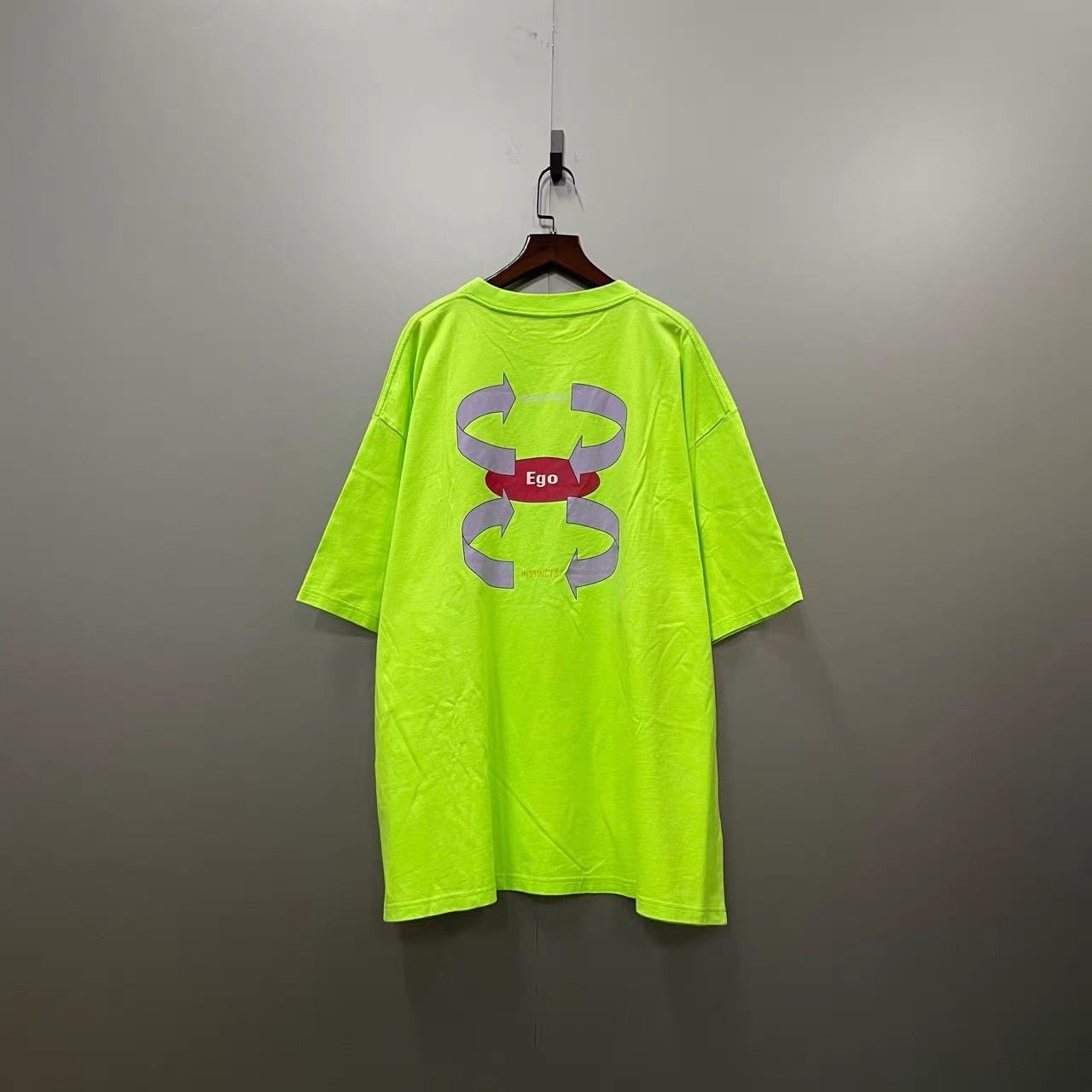 Balenciaga Balenciaga Fluorescent Green Circular Printed T-shirt K28 Size US M / EU 48-50 / 2 - 2 Thumbnail