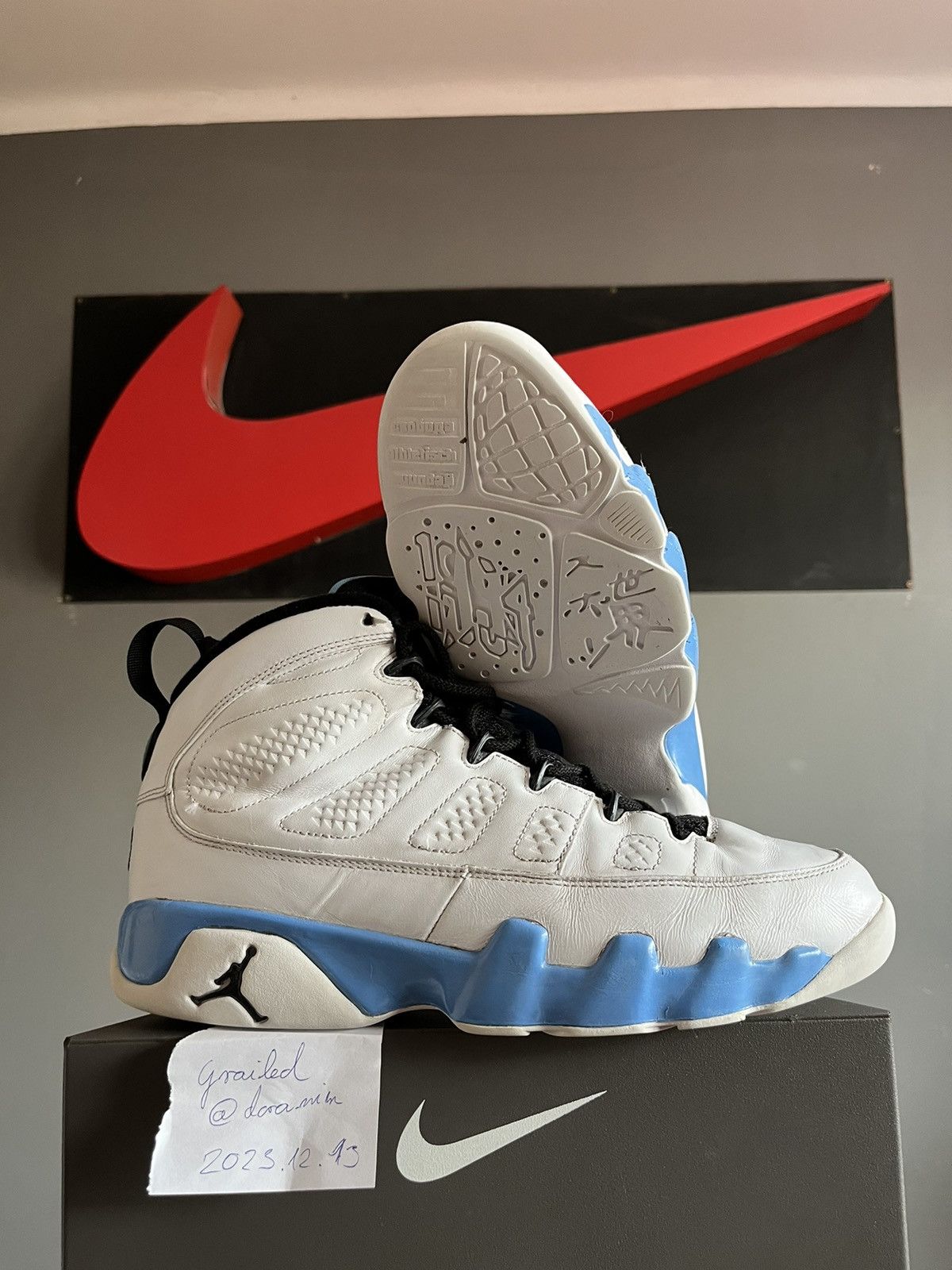 image of Jordan Nike Air Jordan 9 Retro Powder Unc (2010) 302370-103 Shoes in Blue/White, Men's (Size 11)