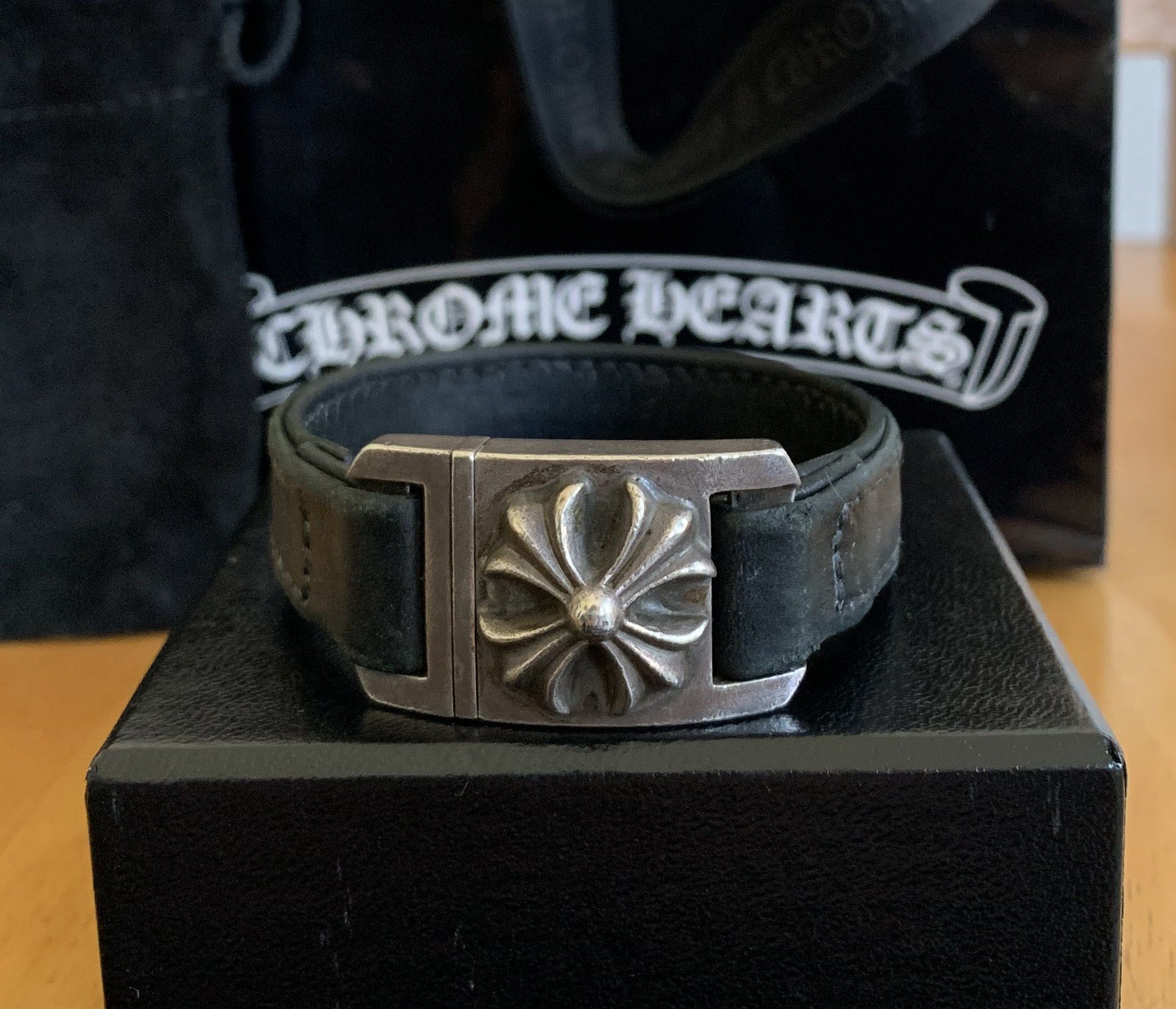 Chrome Hearts Chrome Hearts Leather Silver Cross Bracelet Size ONE SIZE - 1 Thumbnail