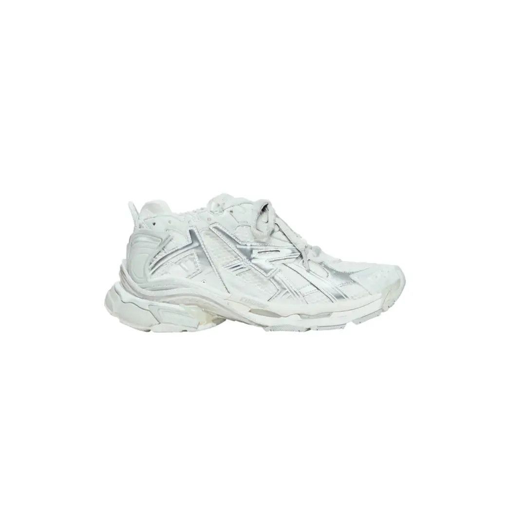 Balenciaga o1in1g0924 Runner Sneaker in White Size US 14 / EU 47 - 1 Thumbnail