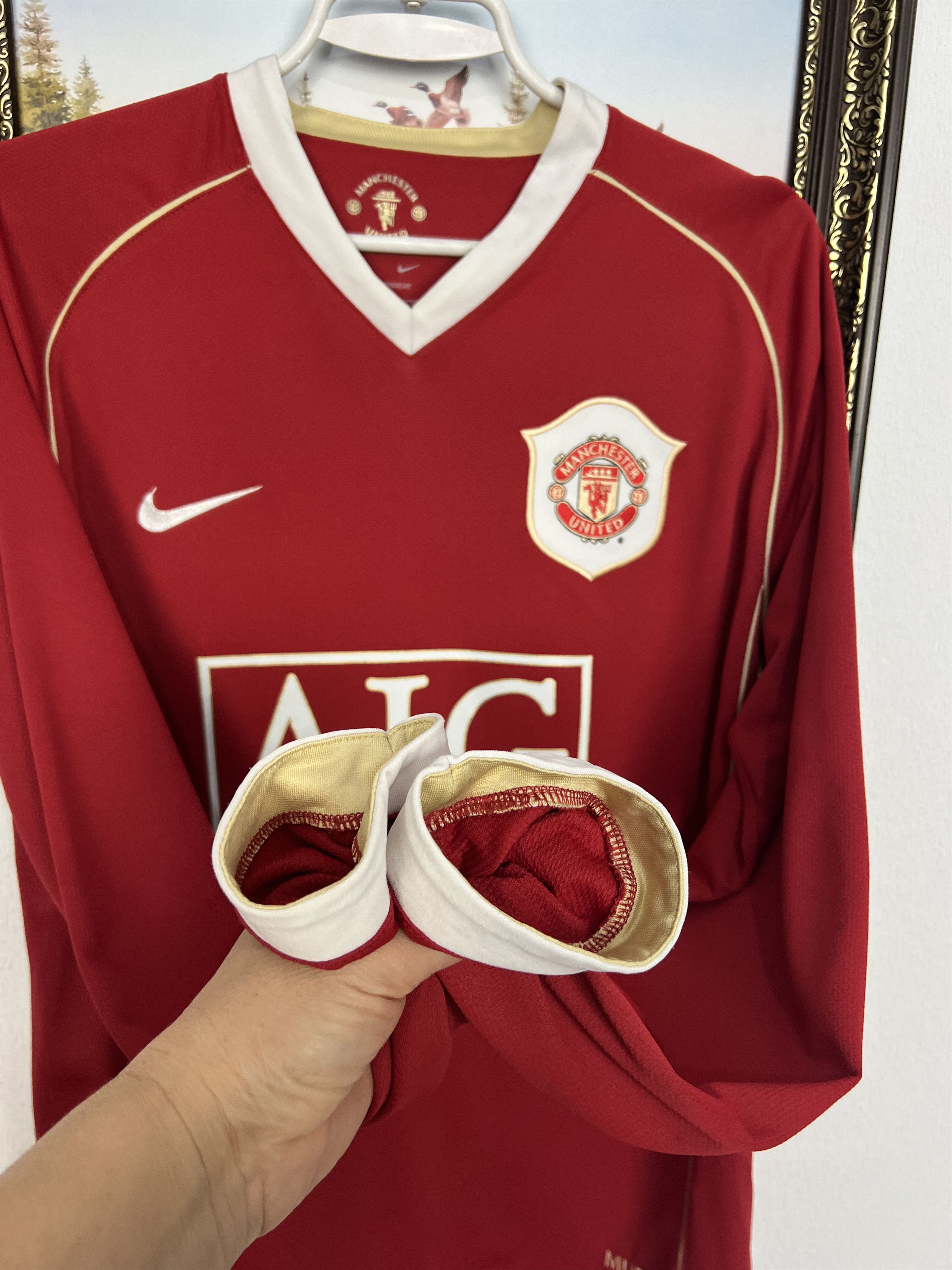 Nike Manchester United Home football shirt Long Sleeve Jersey Size US M / EU 48-50 / 2 - 5 Thumbnail