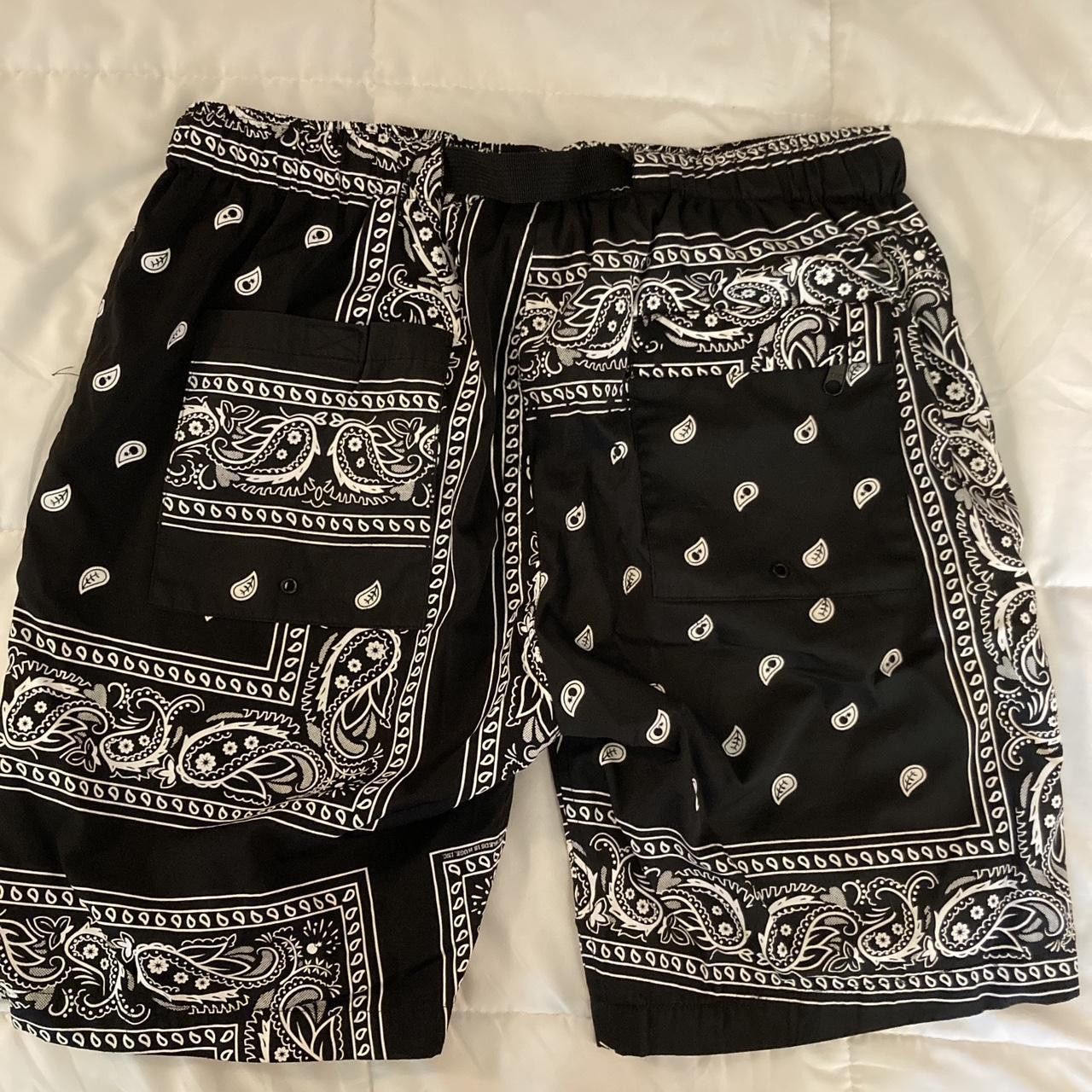 The Hundreds The Hundreds Bandana Kerchief Shorts Black White Medium Size US 32 / EU 48 - 2 Thumbnail