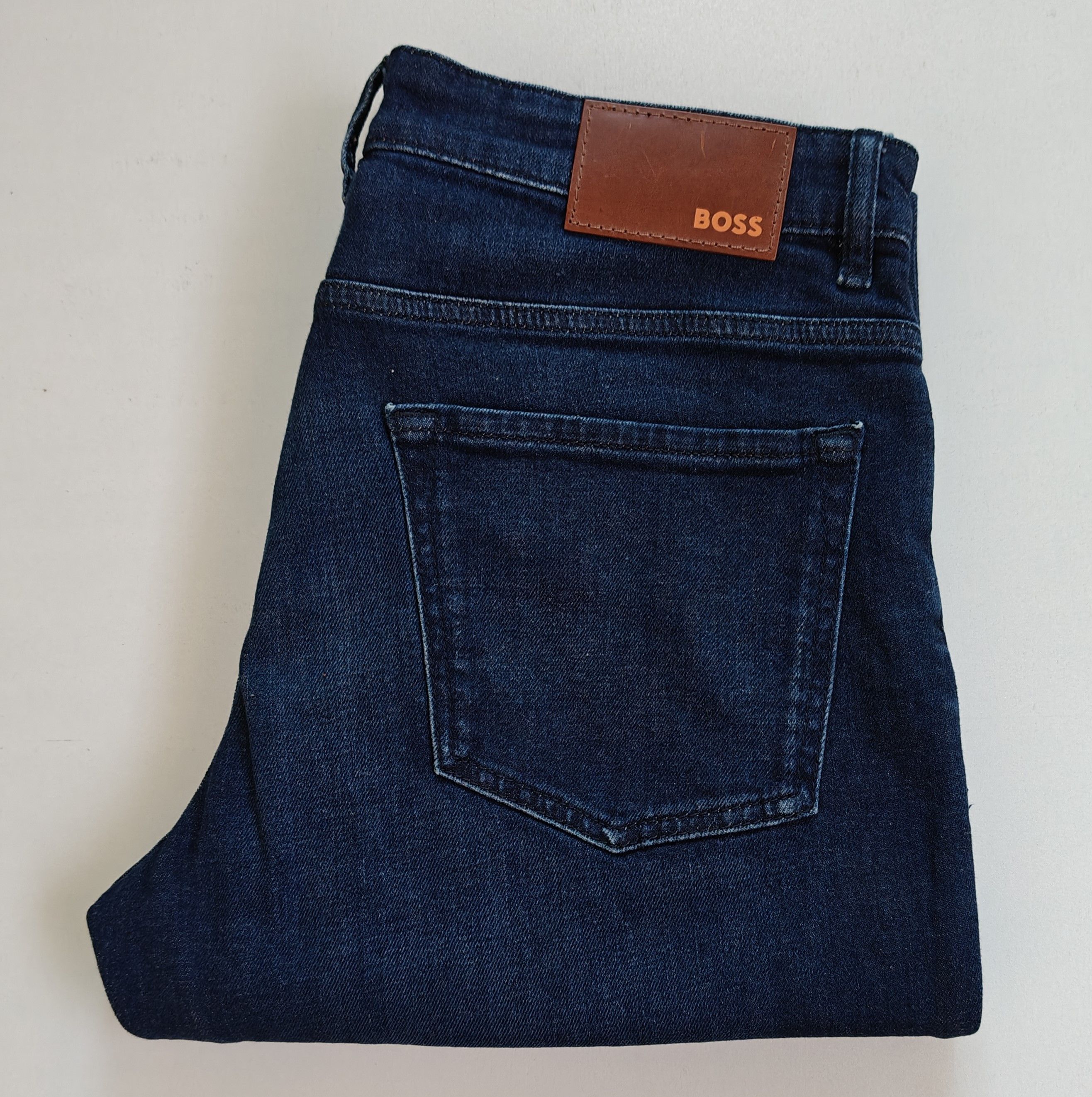 Hugo Boss HUGO BOSS RE.MAINE Regular fit Jeans Free Shipping T/6128 Size US 35 - 1 Thumbnail