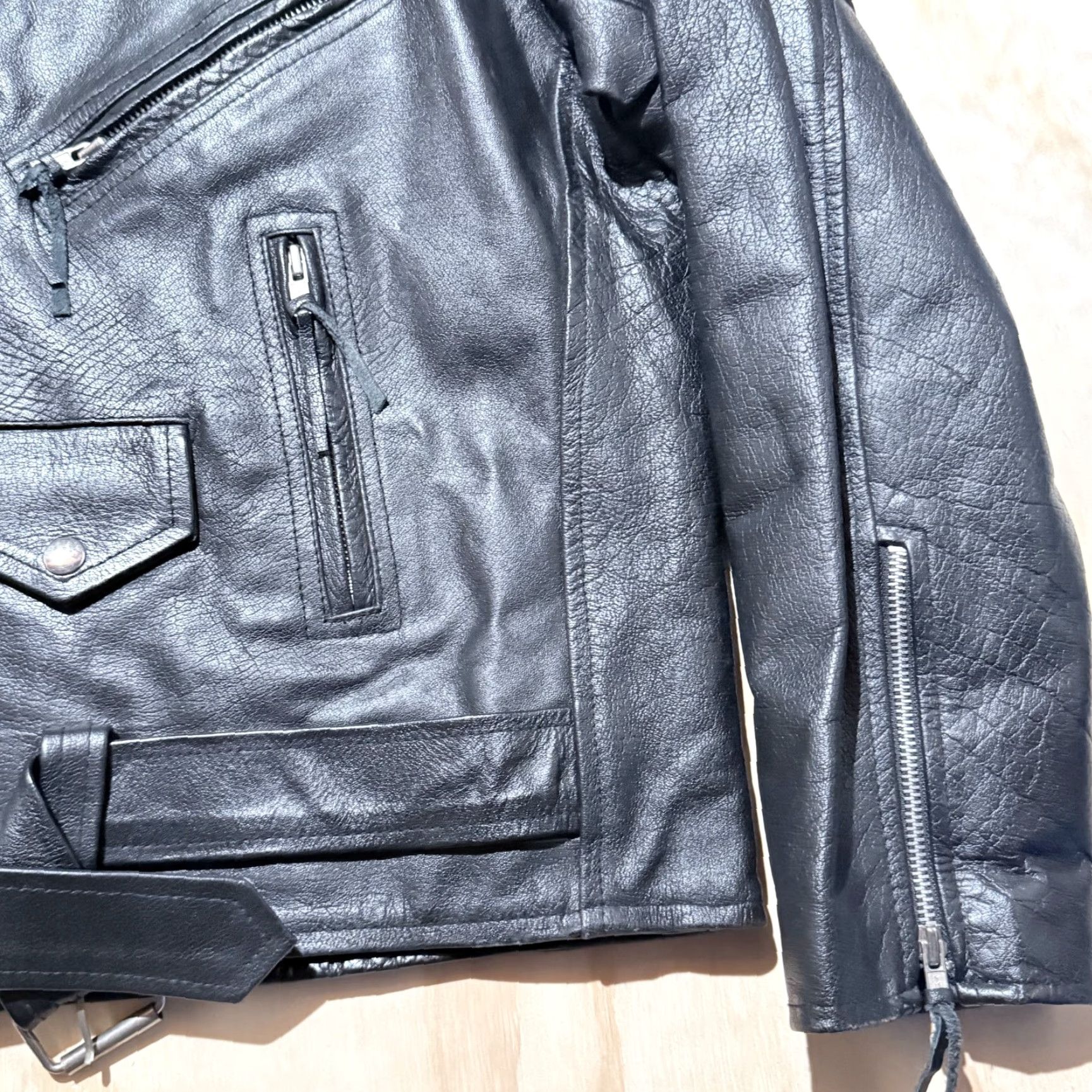 Vintage VINTAGE Bonus Italian Fashion Black Leather Biker Jacket with Zipper Pockets Men's Size 50 Size US M / EU 48-50 / 2 - 7 Thumbnail