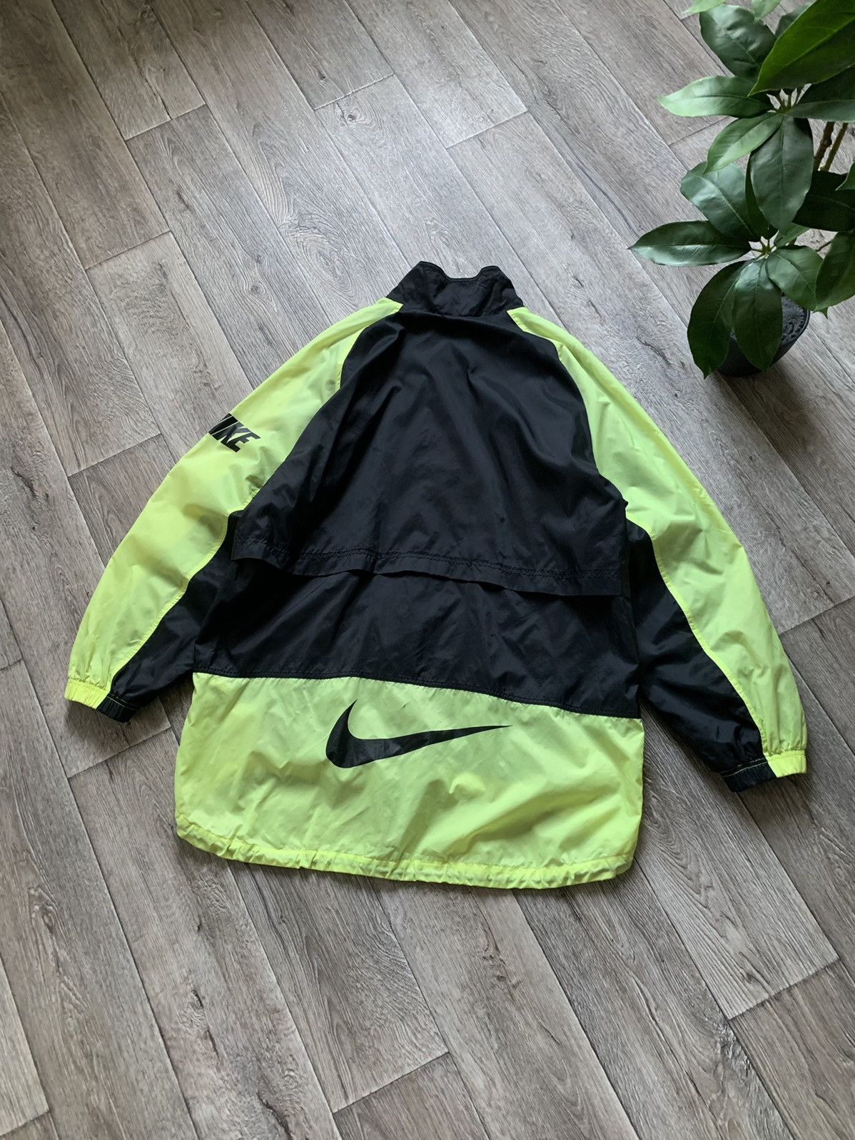 Nike NIKE VINTAGE BIG SWOOSH NYLON JACKET 90'S | Grailed