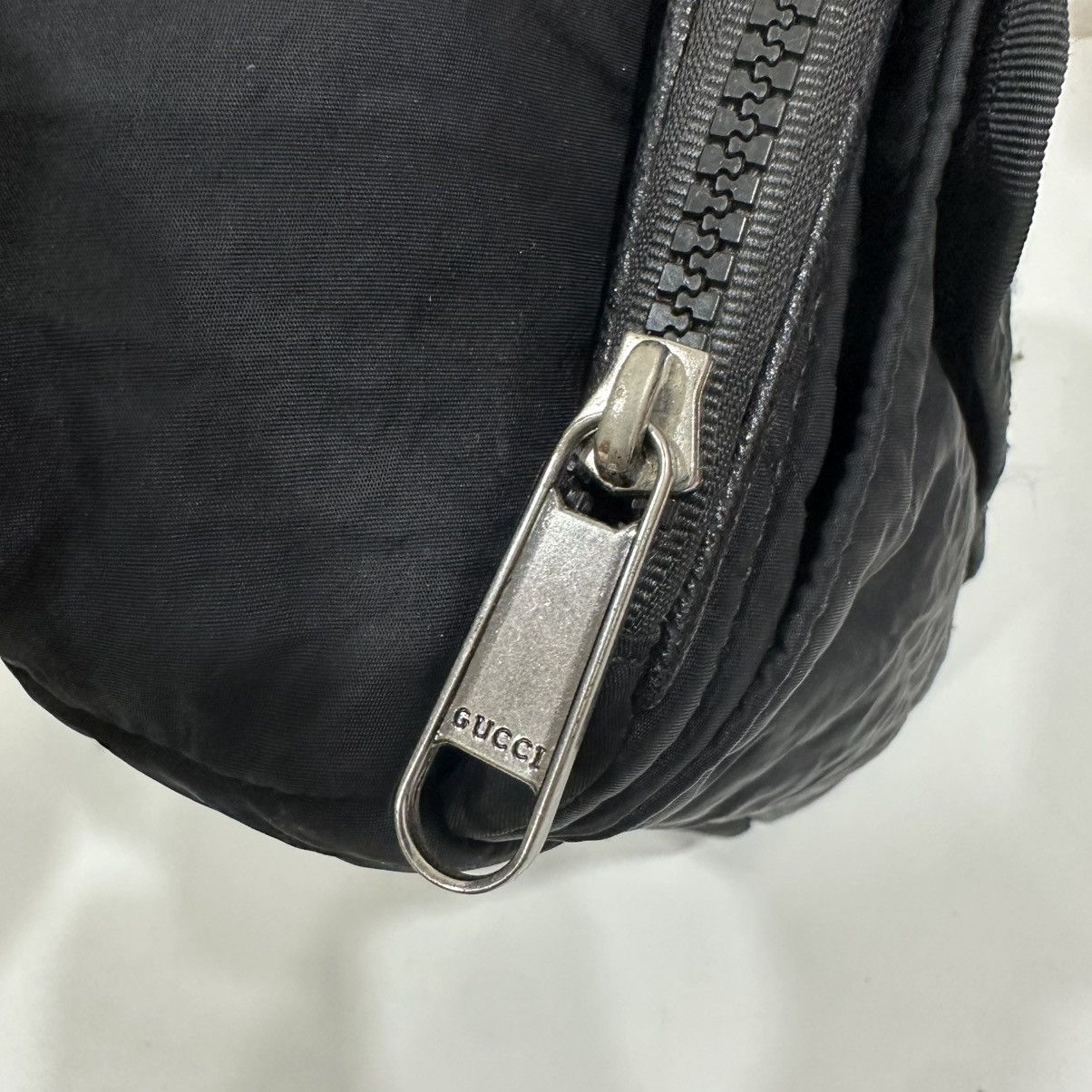 Gucci GUCCI BLACK NYLON TERRY CLOTH 80s LOGO PATCH WAIST BAG 29 Size ONE SIZE - 14 Thumbnail