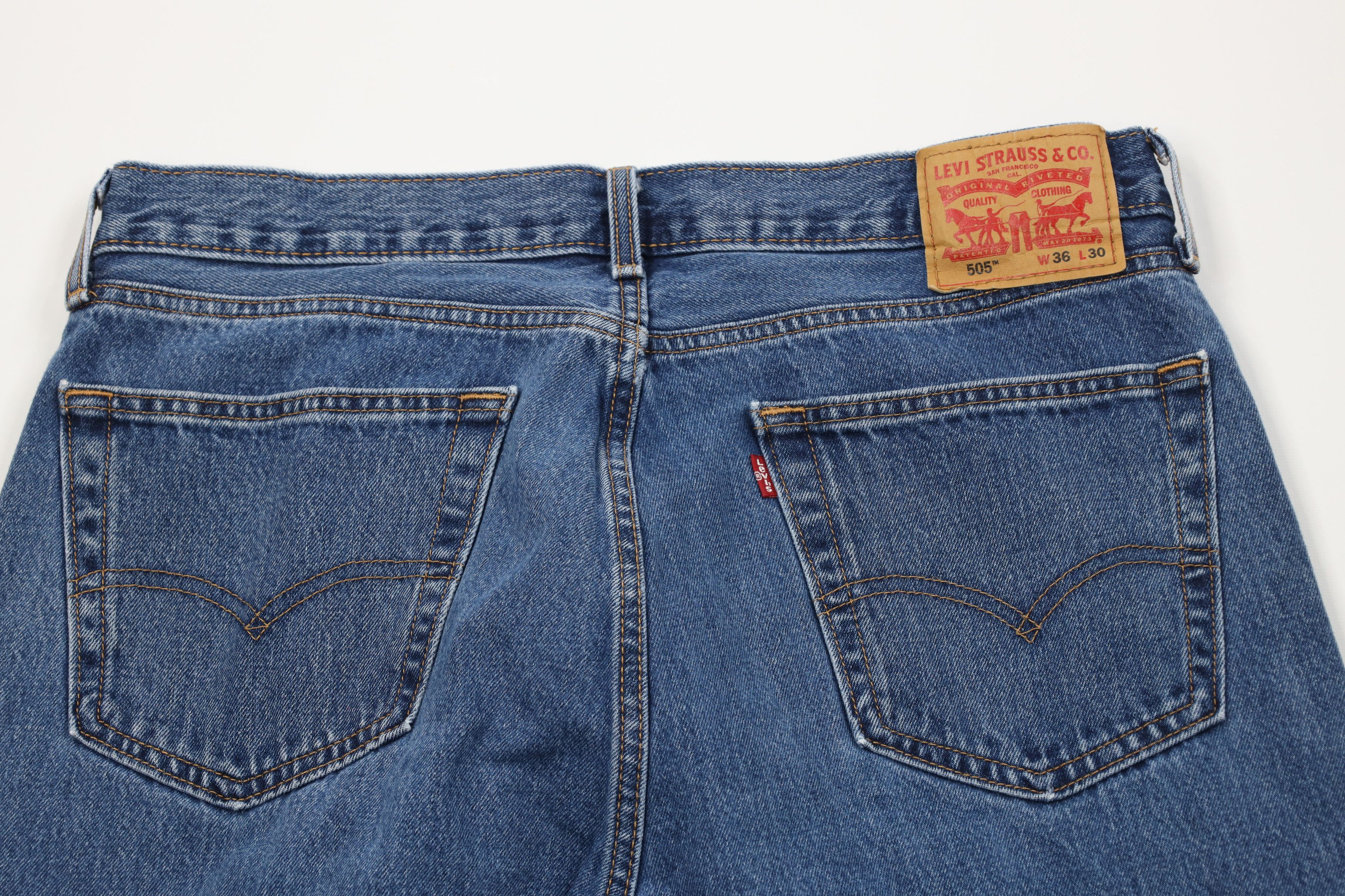 Levi's Vintage Y2K Levis 505 Fit Straight Leg Denim Jeans Blue Size US 36 / EU 52 - 10 Thumbnail