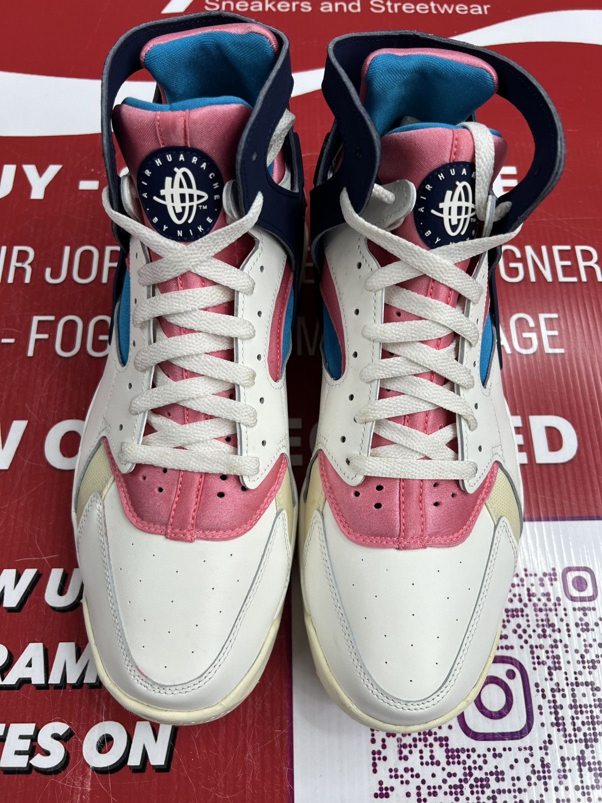 Nike Nike Air Flight Huaraches Size 11.5 Size US 11.5 / EU 44-45 - 4 Thumbnail