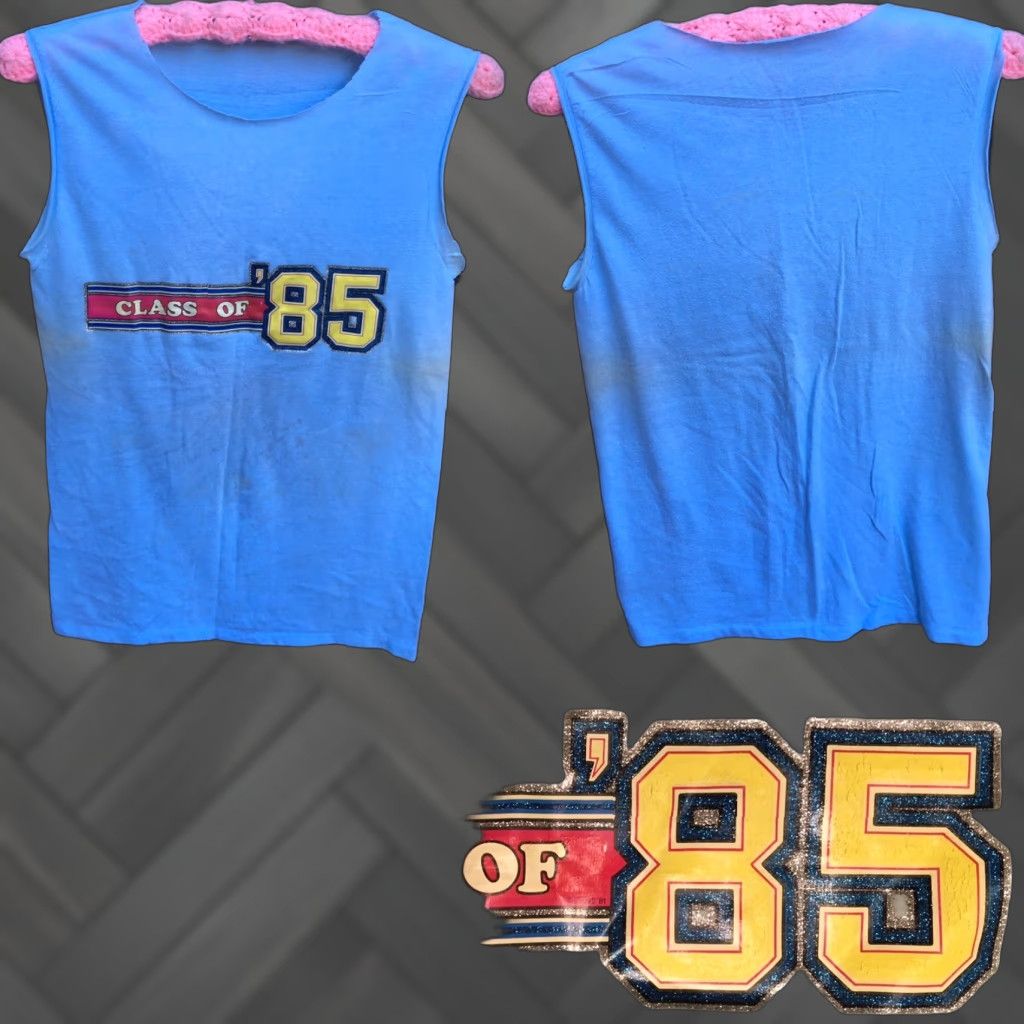 Vintage VINTAGE Roach Muscle Shirt T Shirt Class Of 85 80s 1980s Blue M Men Graphic Tee Sleeveless Size US M / EU 48-50 / 2 - 1 Thumbnail