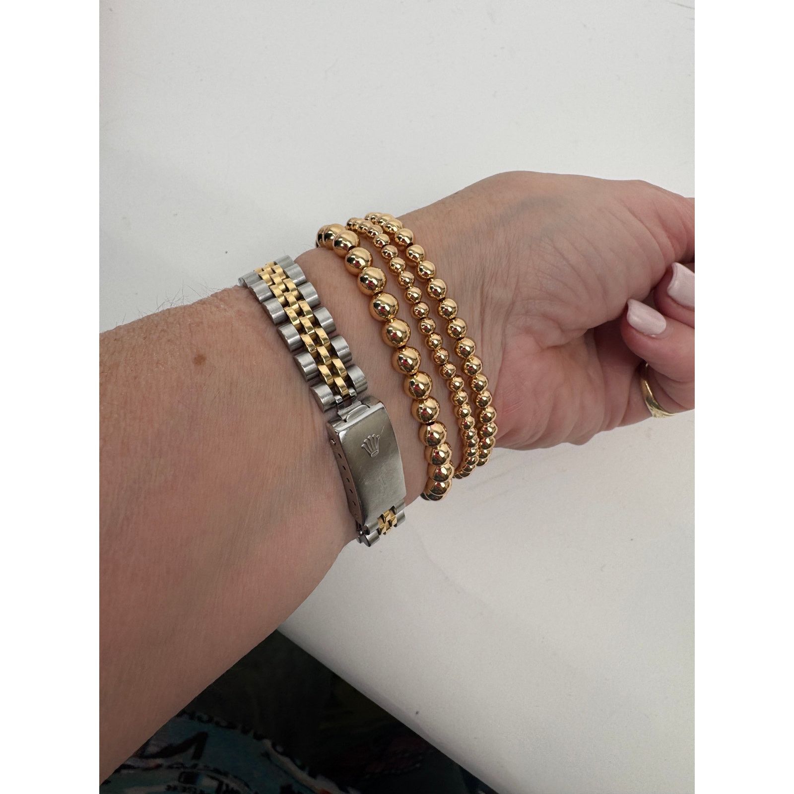 Other Women's Unbranded NIB Gold Tone Elastic Bracelets Trio Size ONE SIZE - 5 Thumbnail