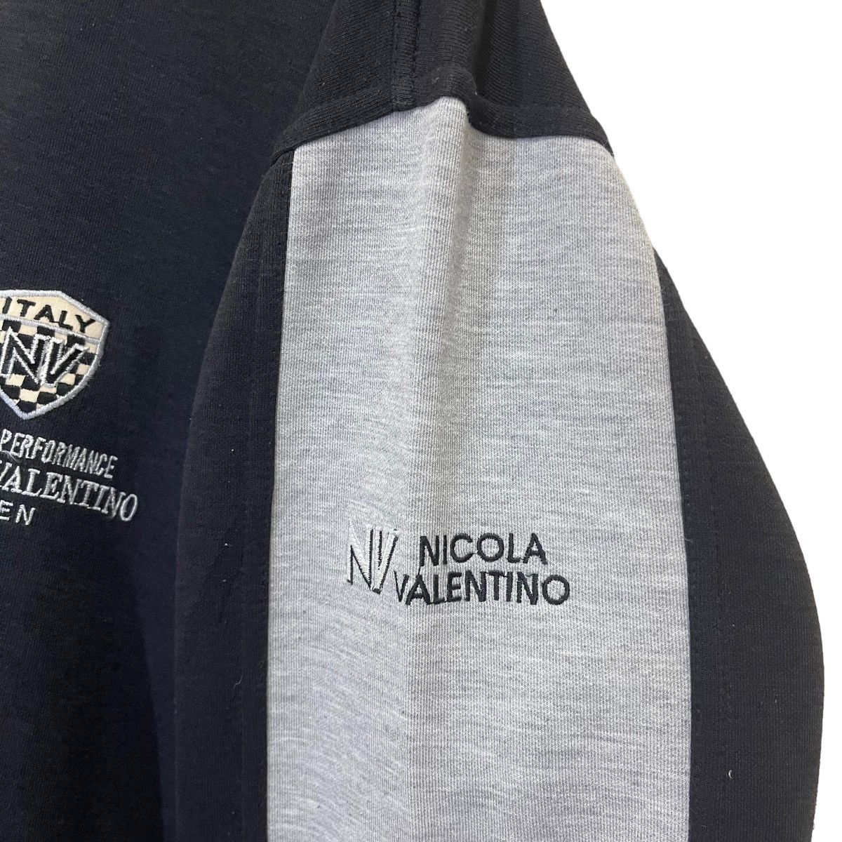 Designer Vintage Nicola Valentino Crewneck Sweatshirt Size M Size US M / EU 48-50 / 2 - 7 Thumbnail