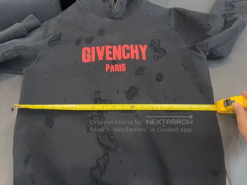 Givenchy Givenchy Black and Red Logo Hole Hoodie Size US S / EU 44-46 / 1 - 4 Thumbnail