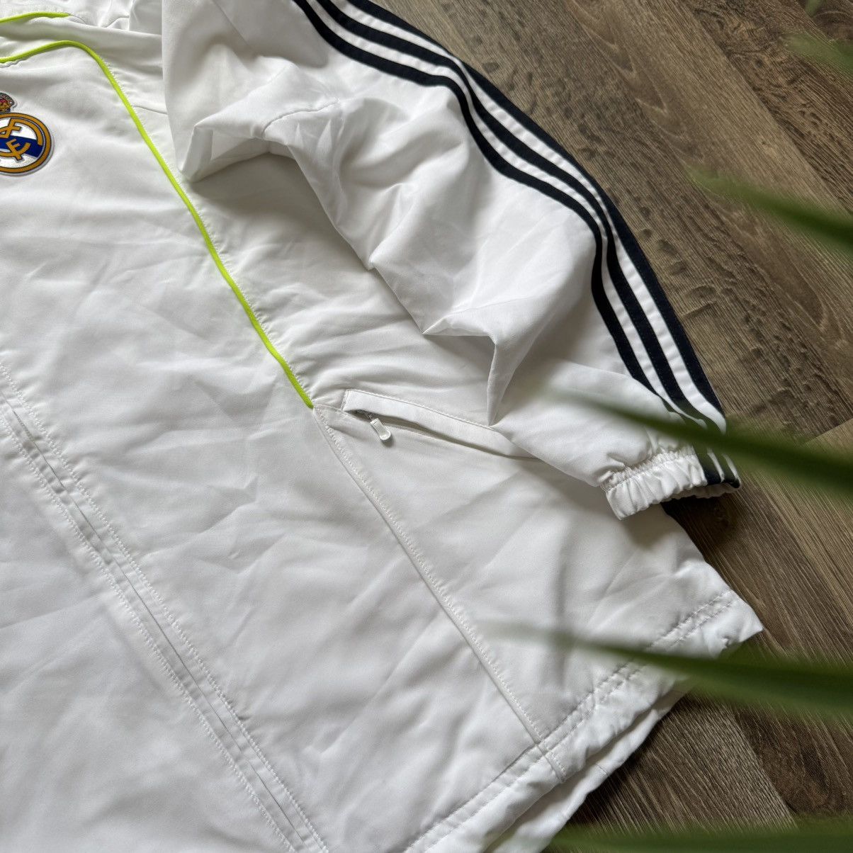 Adidas Vintage Adidas Real Madrid Jacket Size US S / EU 44-46 / 1 - 2 Thumbnail