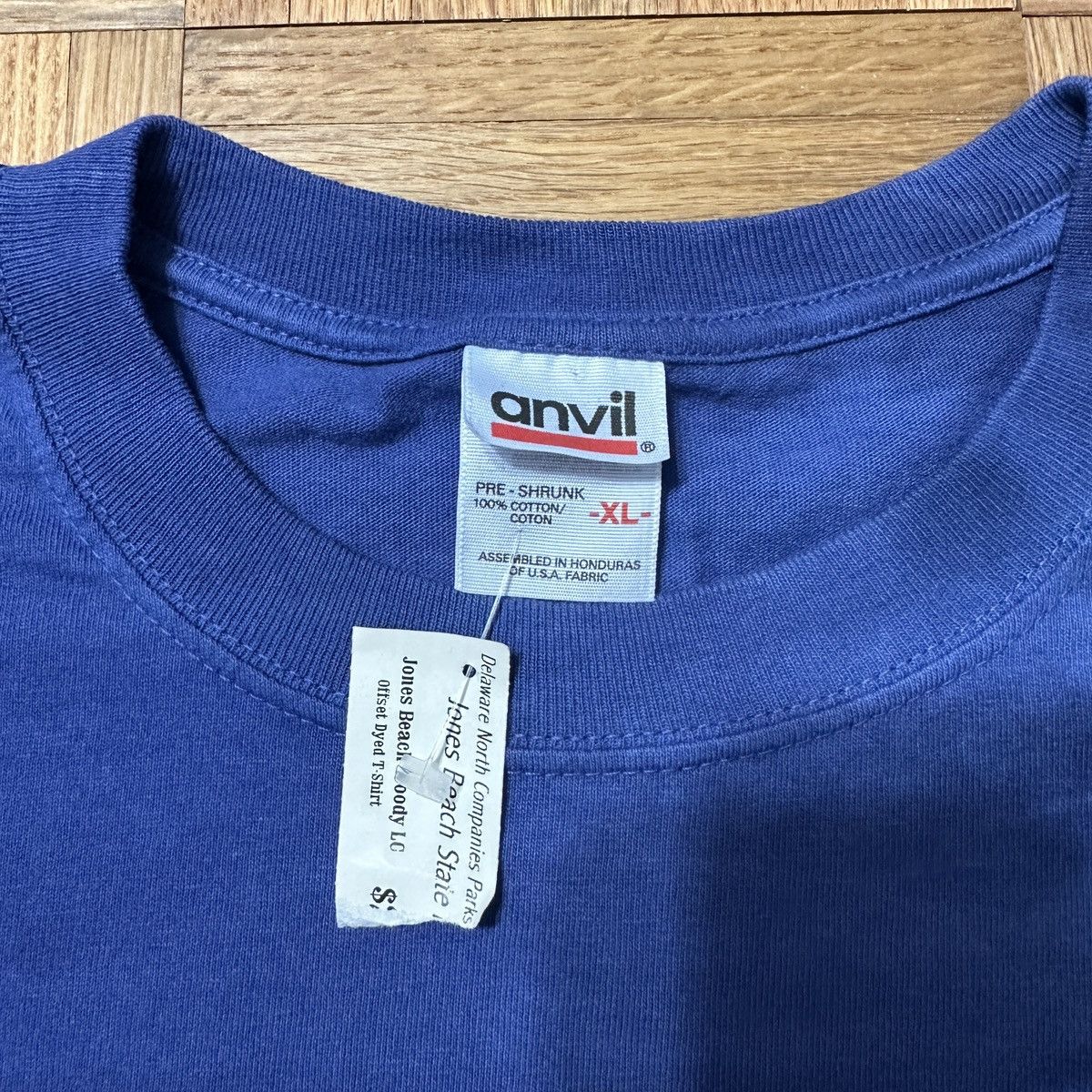 Anvil Vintage Surfs Up tee Size US XL / EU 56 / 4 - 4 Thumbnail
