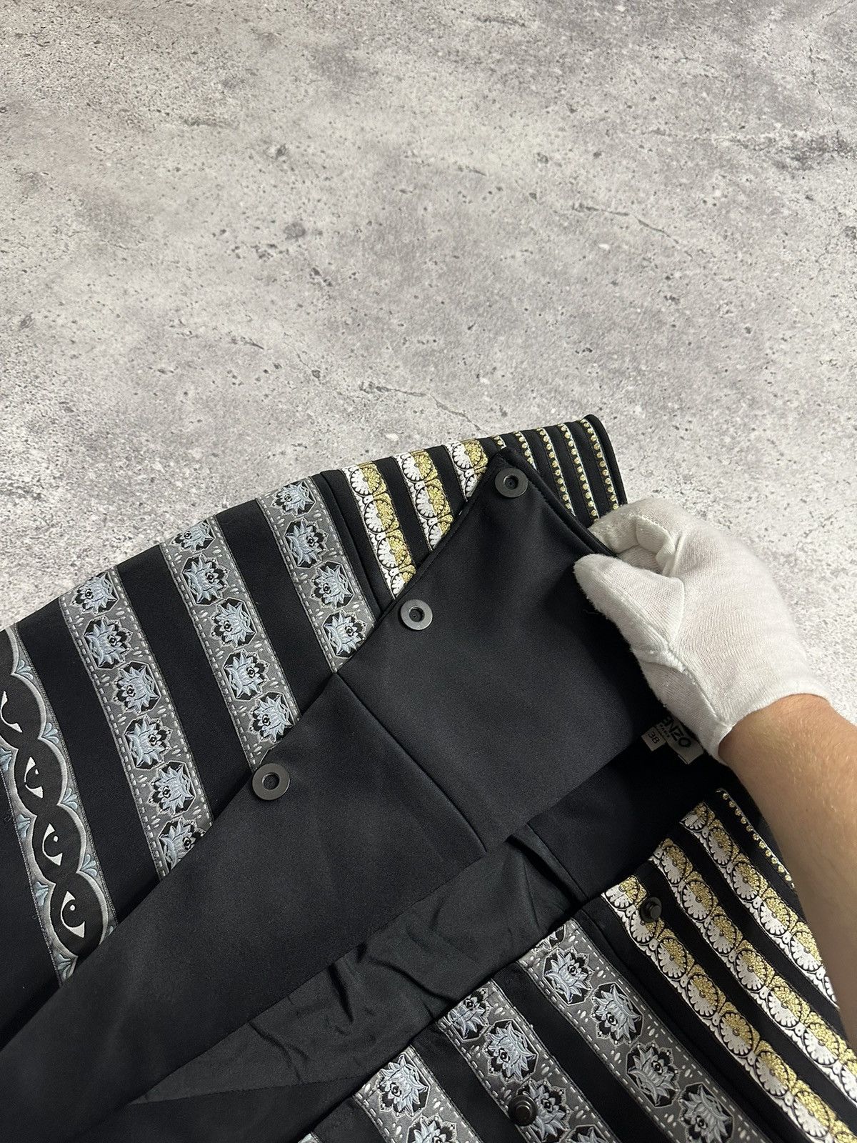 Kenzo Kenzo Paris Multi-eye Monogram Skirt Women’s Size 38 Size 38" / US 16 / IT 52 - 8 Thumbnail