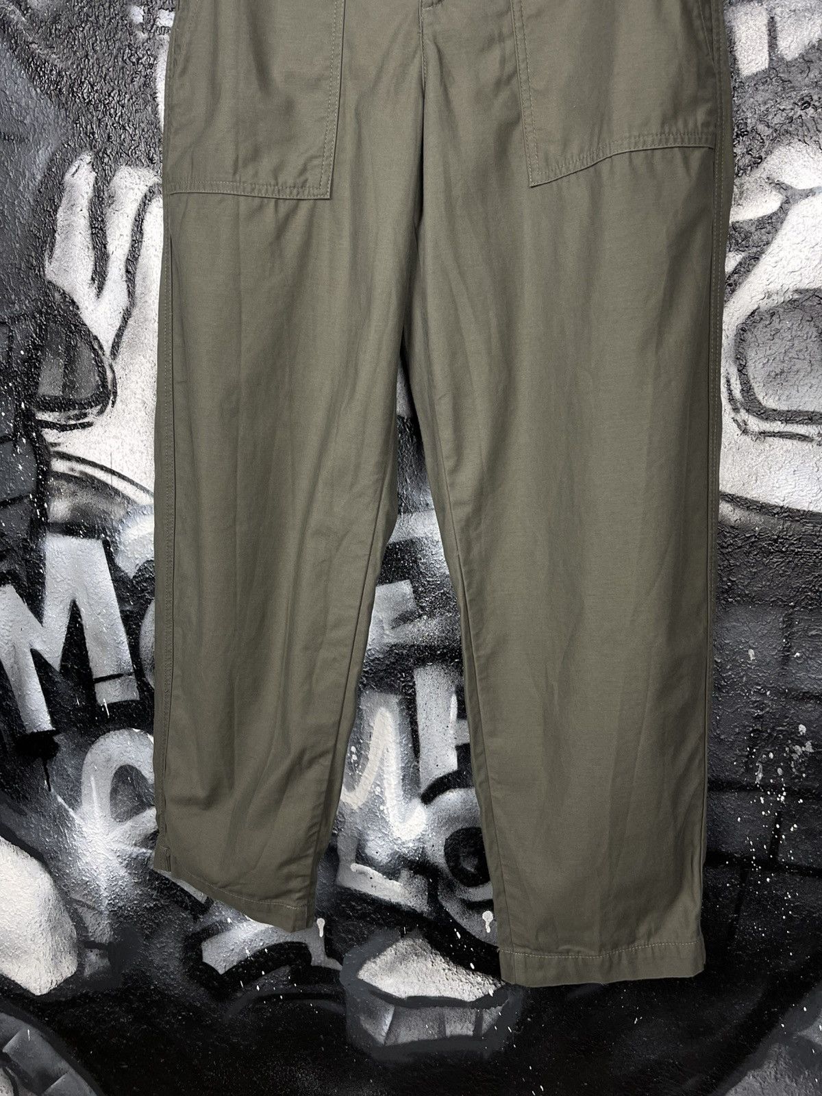Uniqlo Y2K Uniqlo Women’s Baker Parachute Workwear Pants Size M Size 28" / US 6 / IT 42 - 7 Thumbnail