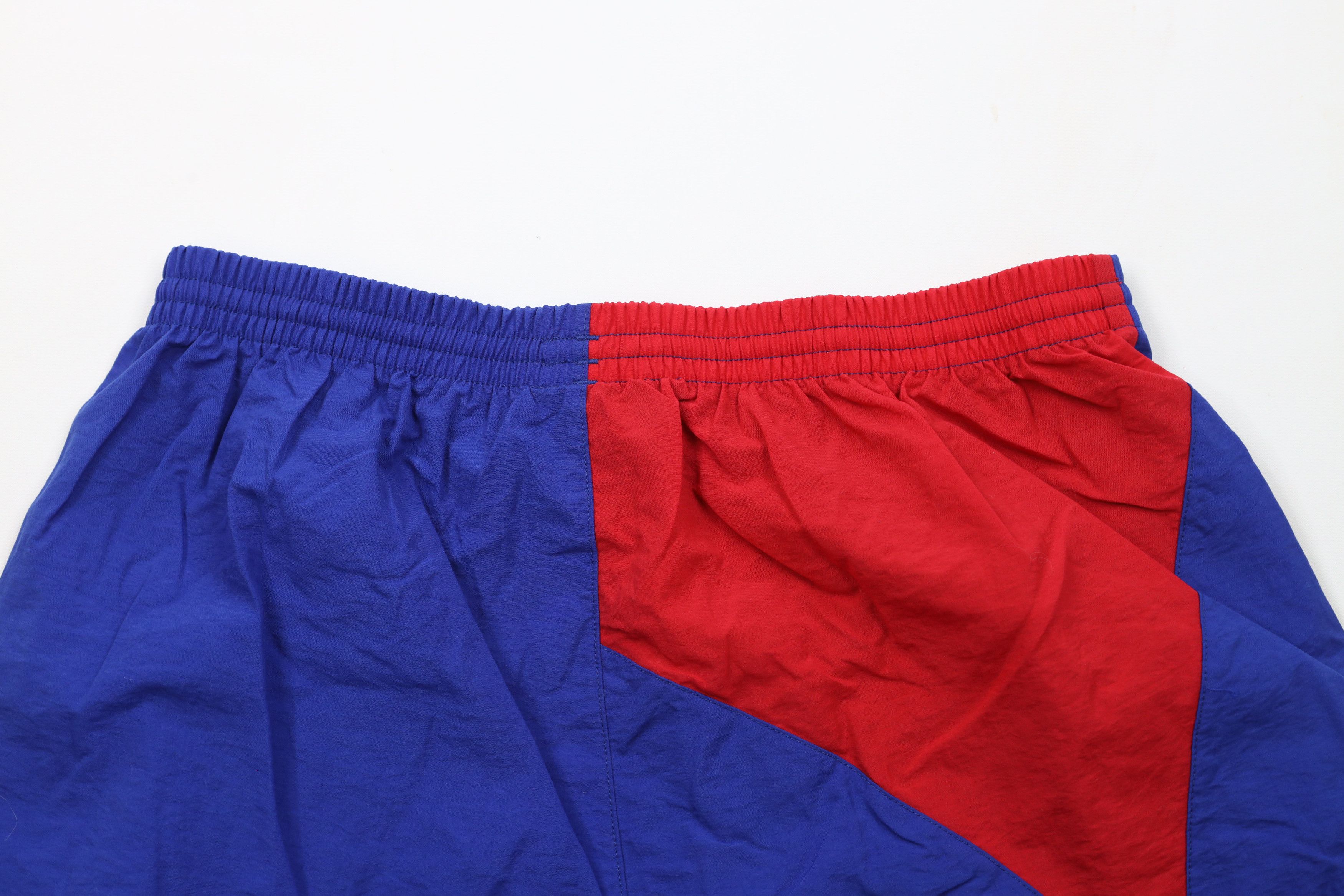 Adidas × Vintage Deadstock Vintage 90s Adidas Trefoil Running Soccer Shorts Size US 32 / EU 48 - 7 Thumbnail