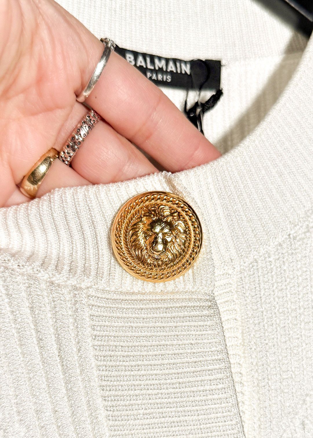 Balmain Balmain Gold Buttons White Cropped Cardigan Sweater Size S / US 4 / IT 40 - 3 Thumbnail