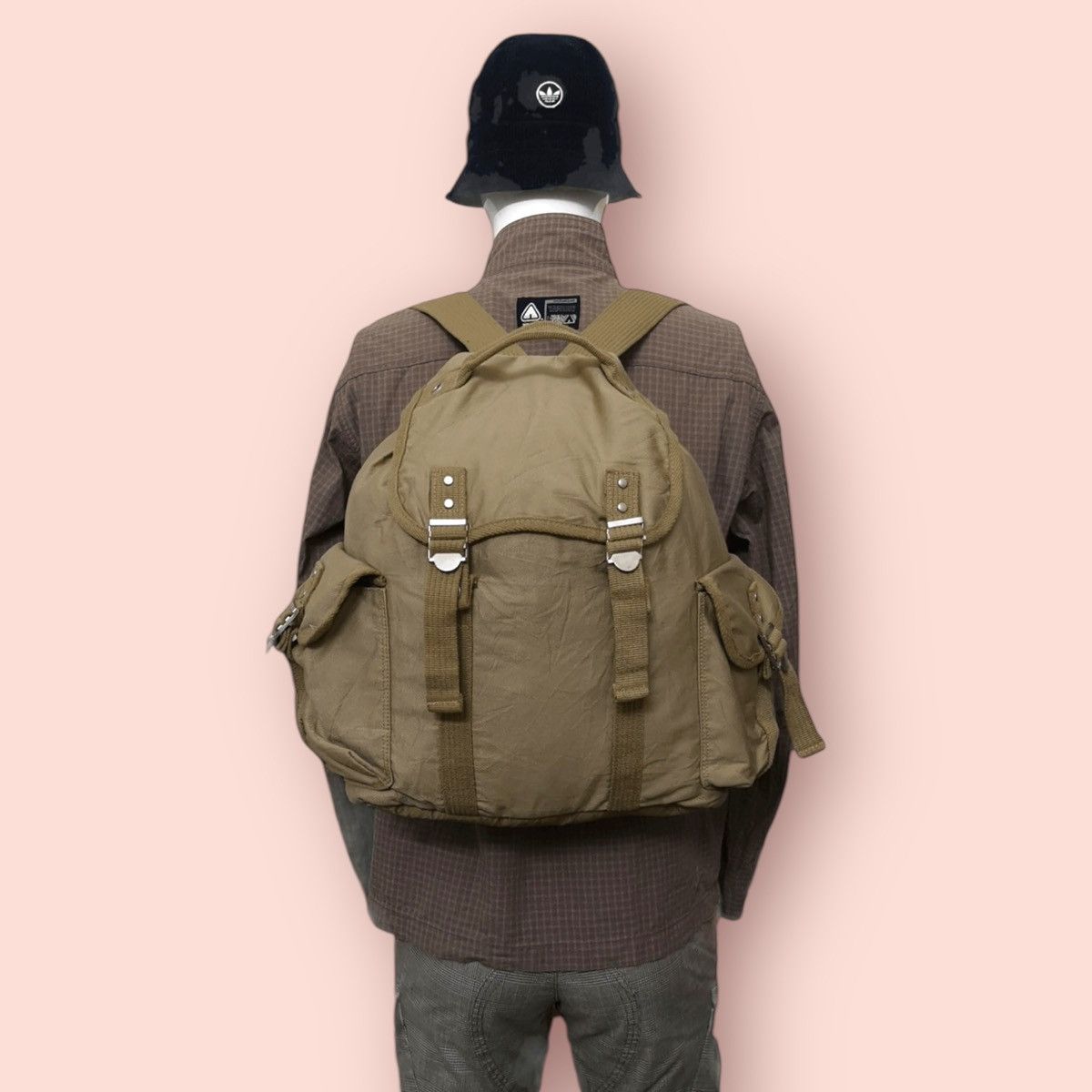 Jun Takahashi × Uniqlo ARCHIVAL UNIQLO ARMY STYLE BACKPACK /RUCKSACK Size ONE SIZE - 6 Thumbnail