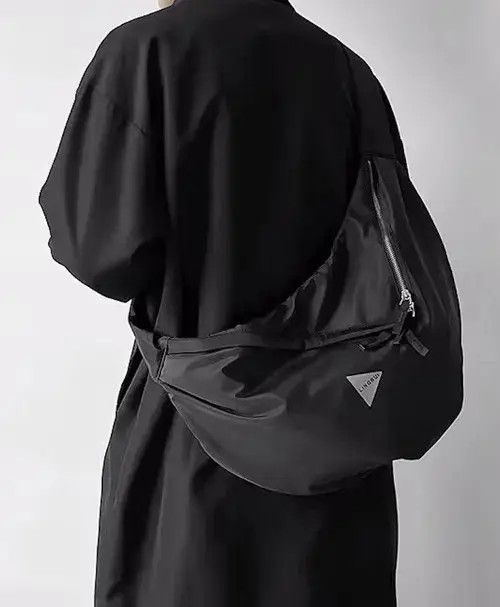 Japanese Brand × Vintage Utility grunge large side sling bag fanny pack Size ONE SIZE - 4 Thumbnail