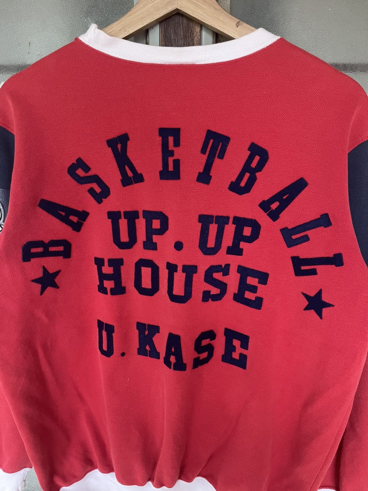 Nike Vintage 80's Nike Snoopy Basketball Up House U. Kase Size US L / EU 52-54 / 3 - 15 Thumbnail