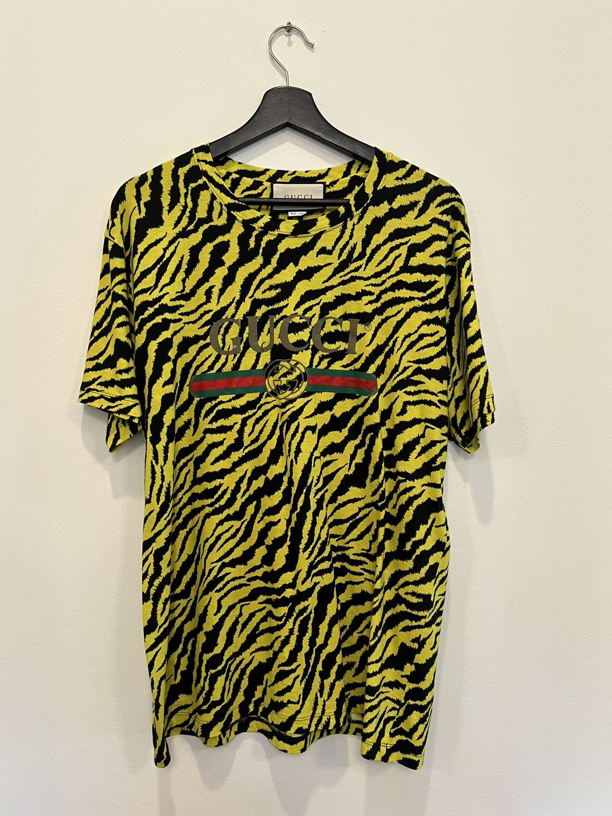 Gucci GUCCI - Vintage Neon Zebra Print Logo Size US S / EU 44-46 / 1 - 1 Thumbnail