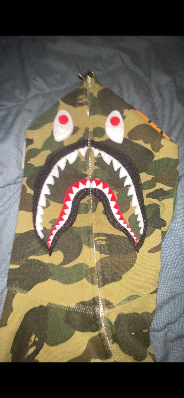 Image of Bape 1St Camo Shark Full Zip Hoodie in Green, Women's (Size Small)