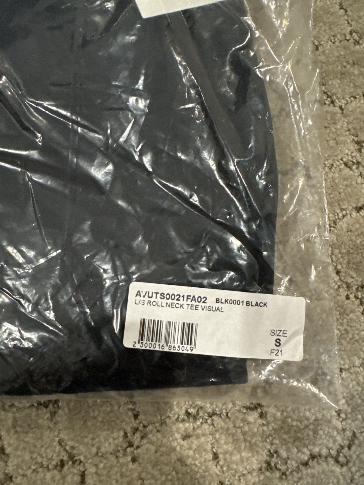 1017 ALYX 9SM 1017 Alyx 9sm turtle neck long sleeve Size US S / EU 44-46 / 1 - 3 Thumbnail