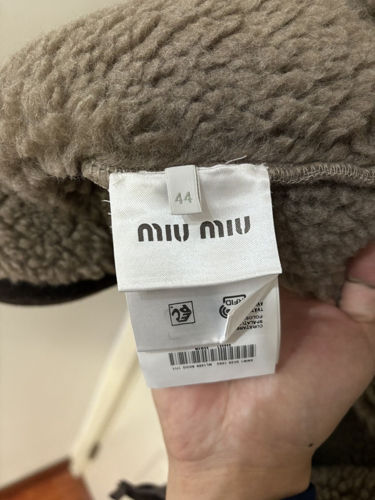 Miu Miu FW25 Fleece Logo Bomber Jacket Size US L / EU 52-54 / 3 - 4 Thumbnail