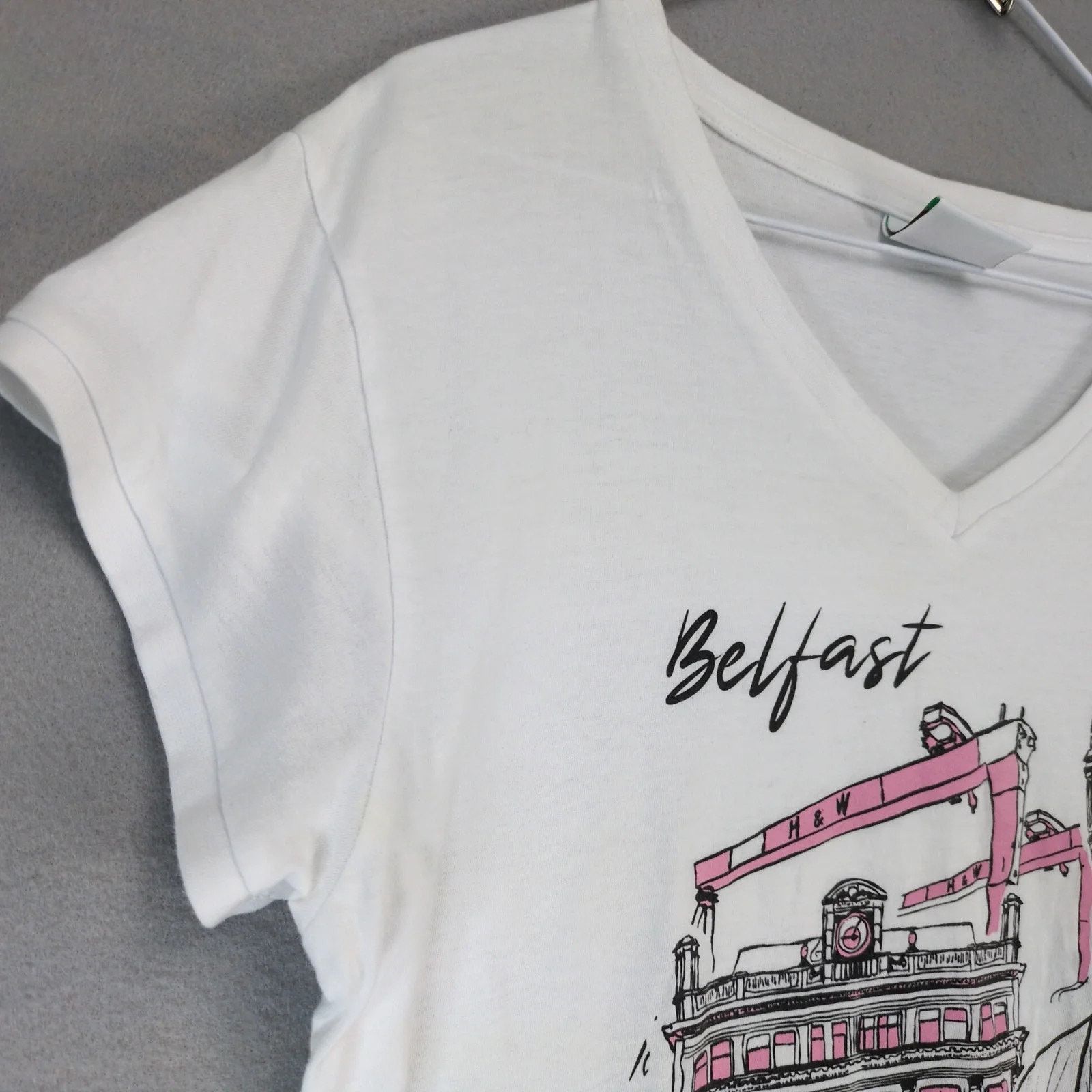 Other UK Traditional Craftwear Belfast Ireland V-Neck T-Shirt XXL Size XXL / US 16-18 / IT 52-54 - 10 Thumbnail
