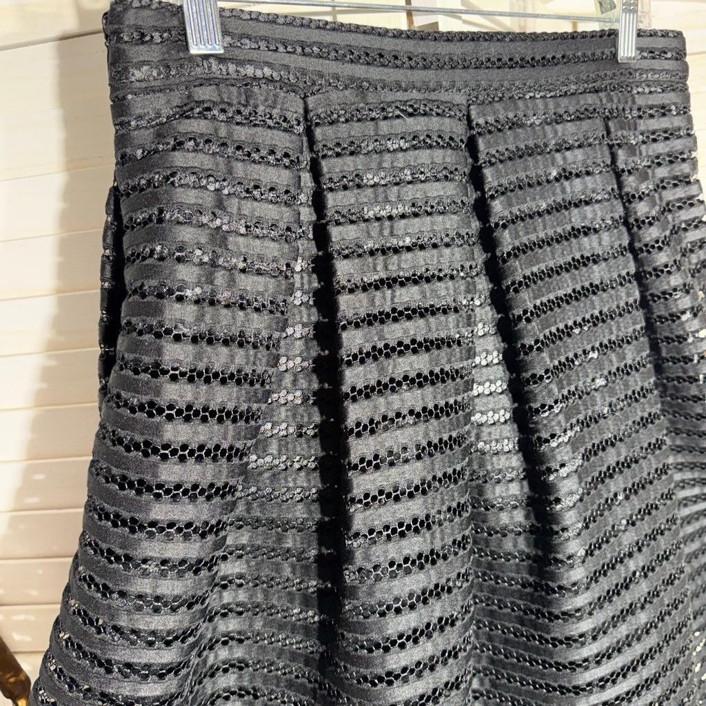 Vintage black skirt full swing midi mesh semi sheer fully lined 6 Size 28" / US 6 / IT 42 - 6 Thumbnail