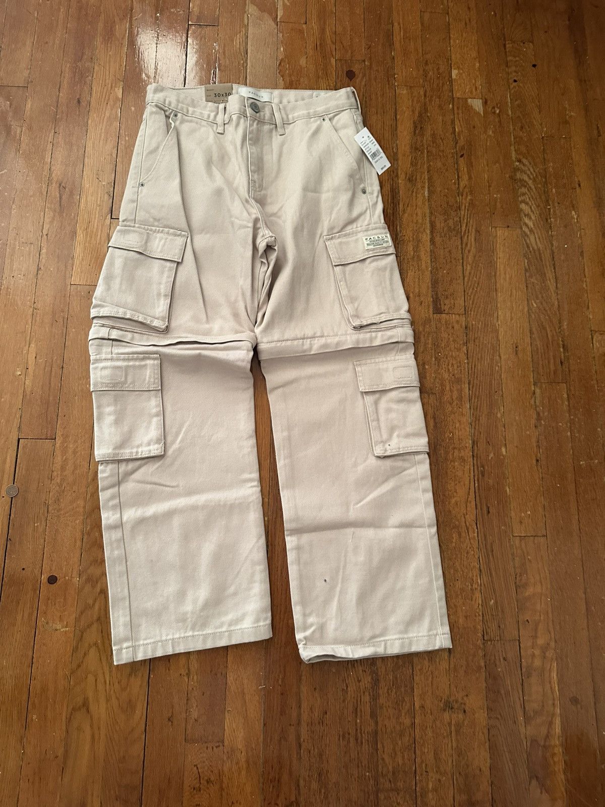 Pacsun Pacsun cargo pants never worn, tags still on Size US 30 / EU 46 - 1 Thumbnail