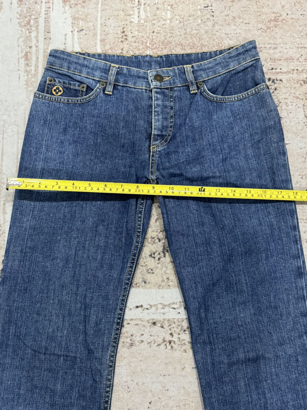 Louis Vuitton vintage LV jeans made in Italy Size US 29 - 9 Thumbnail