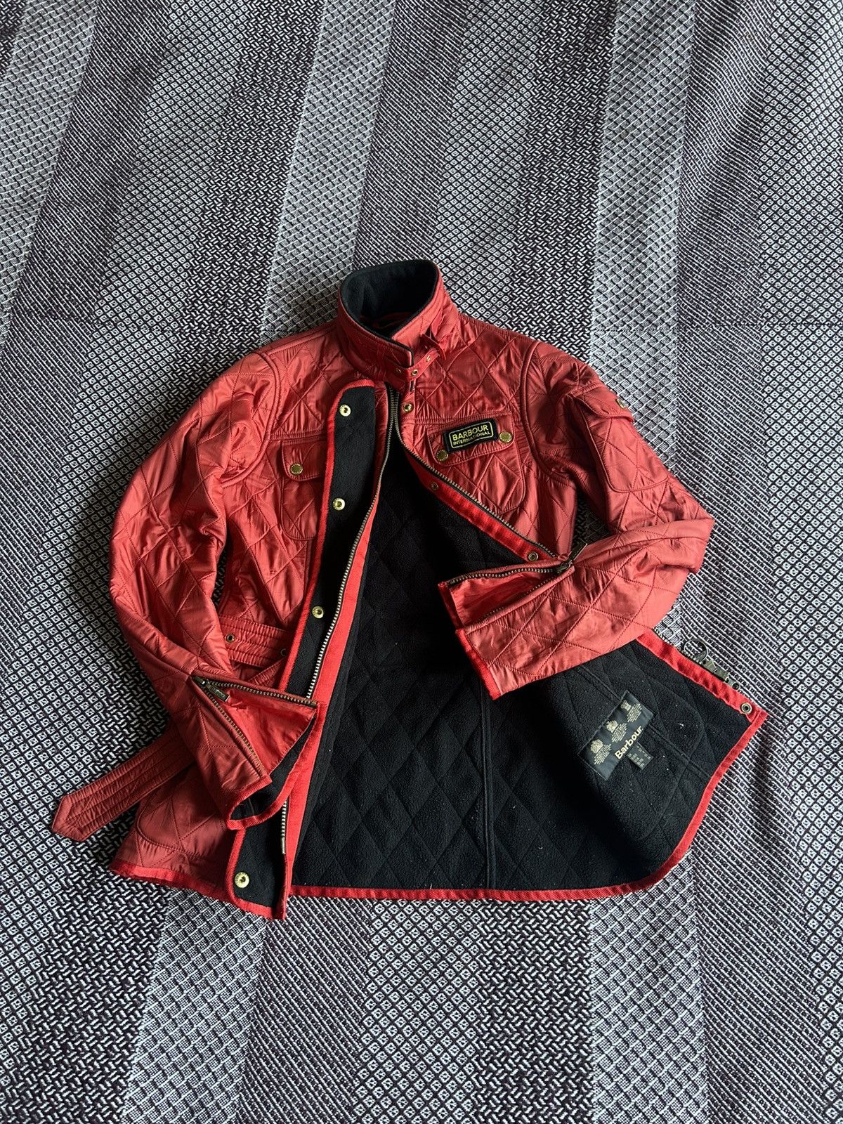 Barbour × Vintage Barbour International PolarQuilt Bomber Jacket Size UK6 Size XS / US 0-2 / IT 36-38 - 12 Thumbnail
