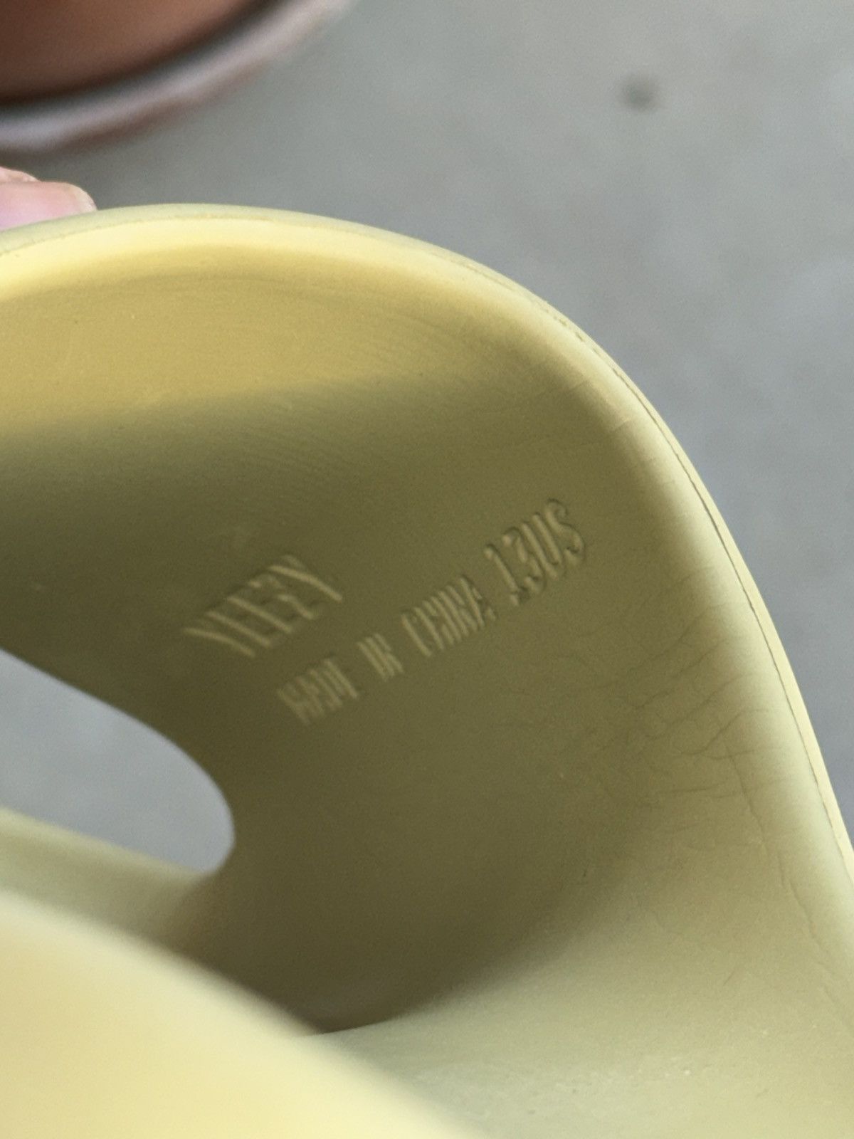 Adidas × Kanye West Yeezy Slides Size US 13 / EU 46 - 8 Thumbnail