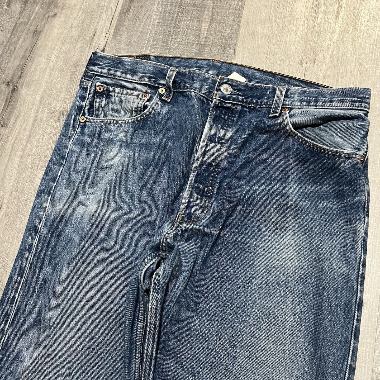 Levi's VTG Levis 501 Jeans Faded Blue Y2K Button Fly Jeans Size US 35 - 3 Thumbnail