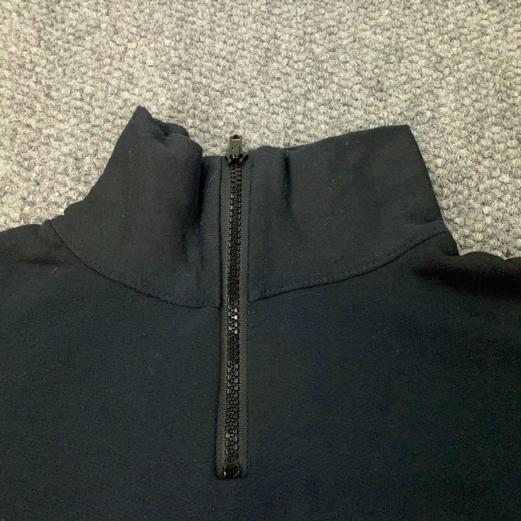 Vintage DNS Canada Banff Mens Shirt M Black Long Sleeve Mock Neck 1/4 Zip Jersey Cotton Polyester Fall Spring Summer Winter Mens Size US M / EU 48-50 / 2 - 3 Thumbnail