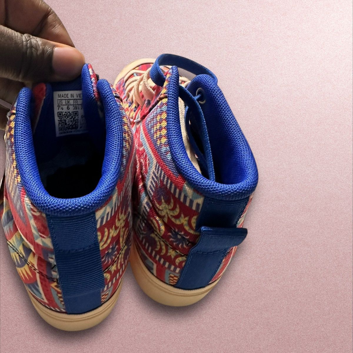 Adidas Adidas Bravada 2.0 Mid Size US 7.5 / IT 37.5 - 6 Thumbnail