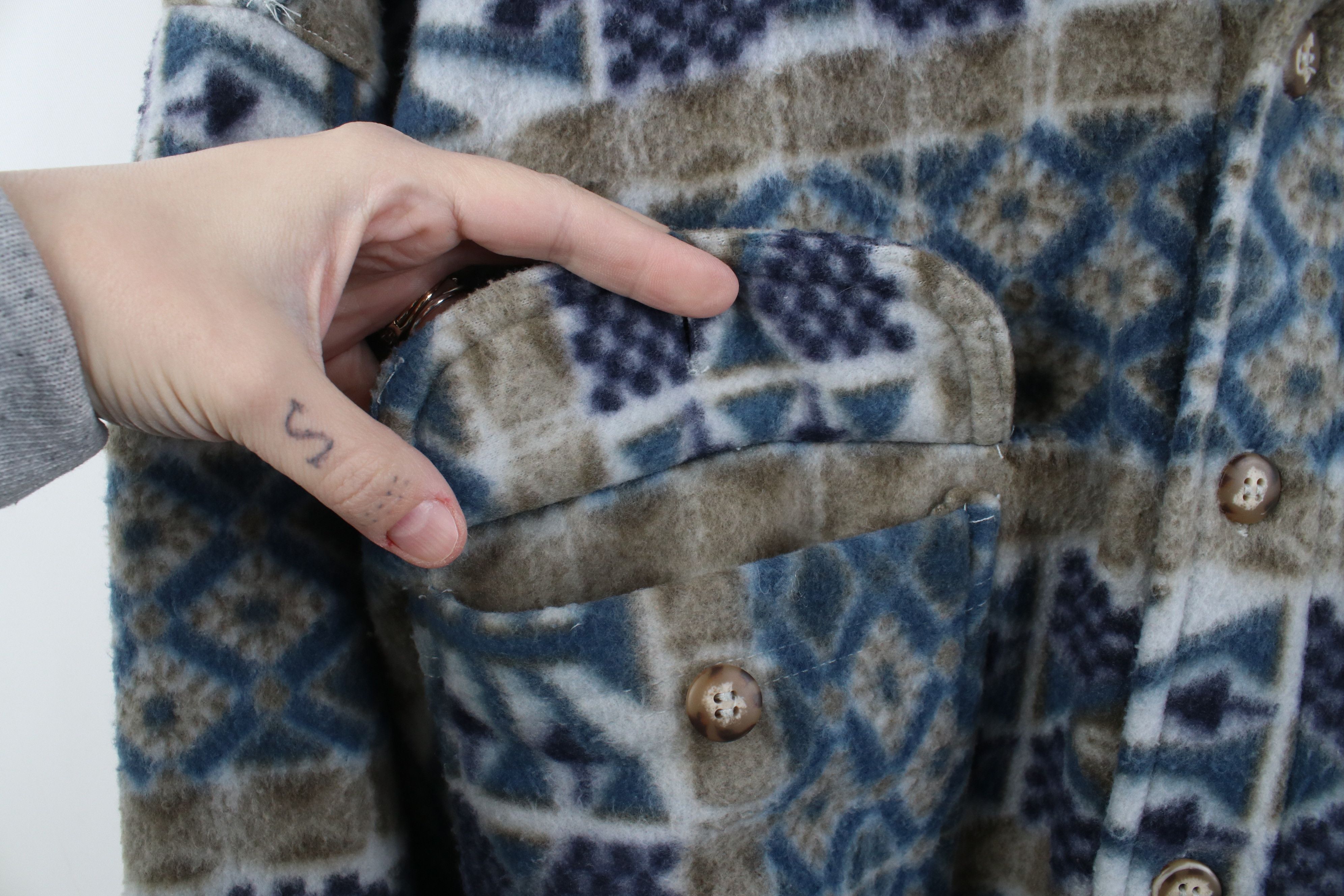 Vintage Vintage 90s Streetwear Fair Isle Fleece Button Shirt Jacket Size US XL / EU 56 / 4 - 4 Thumbnail