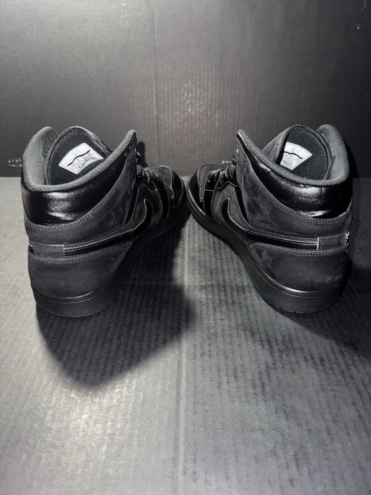 Jordan Brand Nike Air Jordan 1 Mid 'Black' - 554724-050 - Size 11 Size US 11 / EU 44 - 6 Thumbnail
