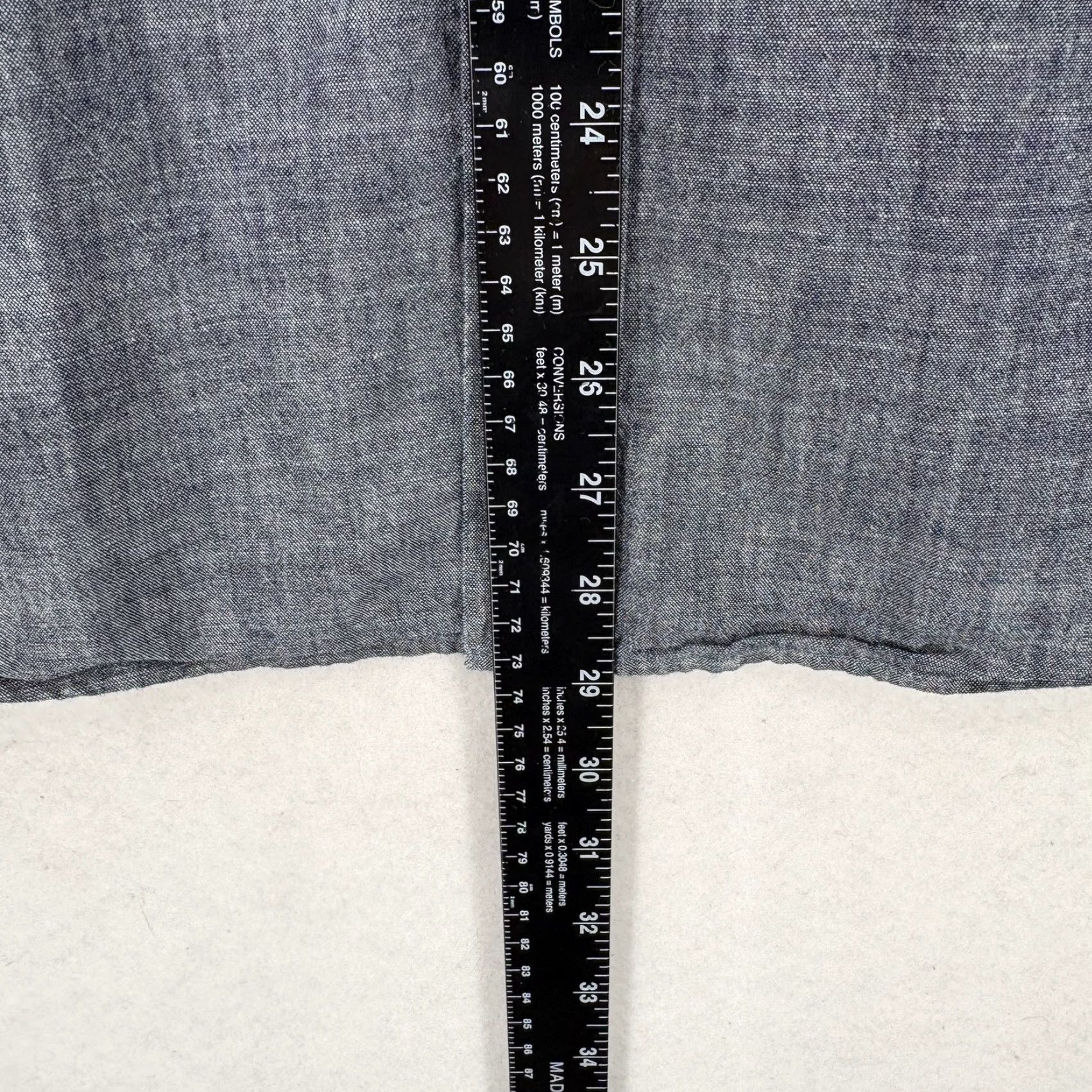 Banana Republic Banana Republic Shirt Mens Large Gray Chambray Short Sleeve Button Up Slim Fit Size US L / EU 52-54 / 3 - 7 Thumbnail