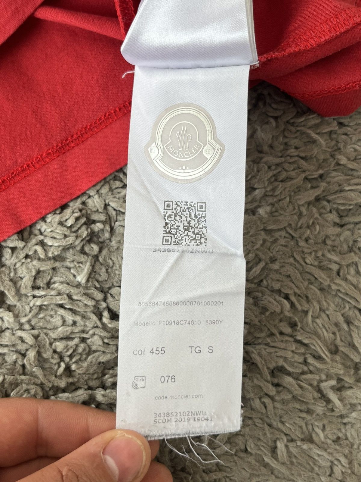 Moncler Vintage Luxury Moncler tee Size US S / EU 44-46 / 1 - 10 Thumbnail