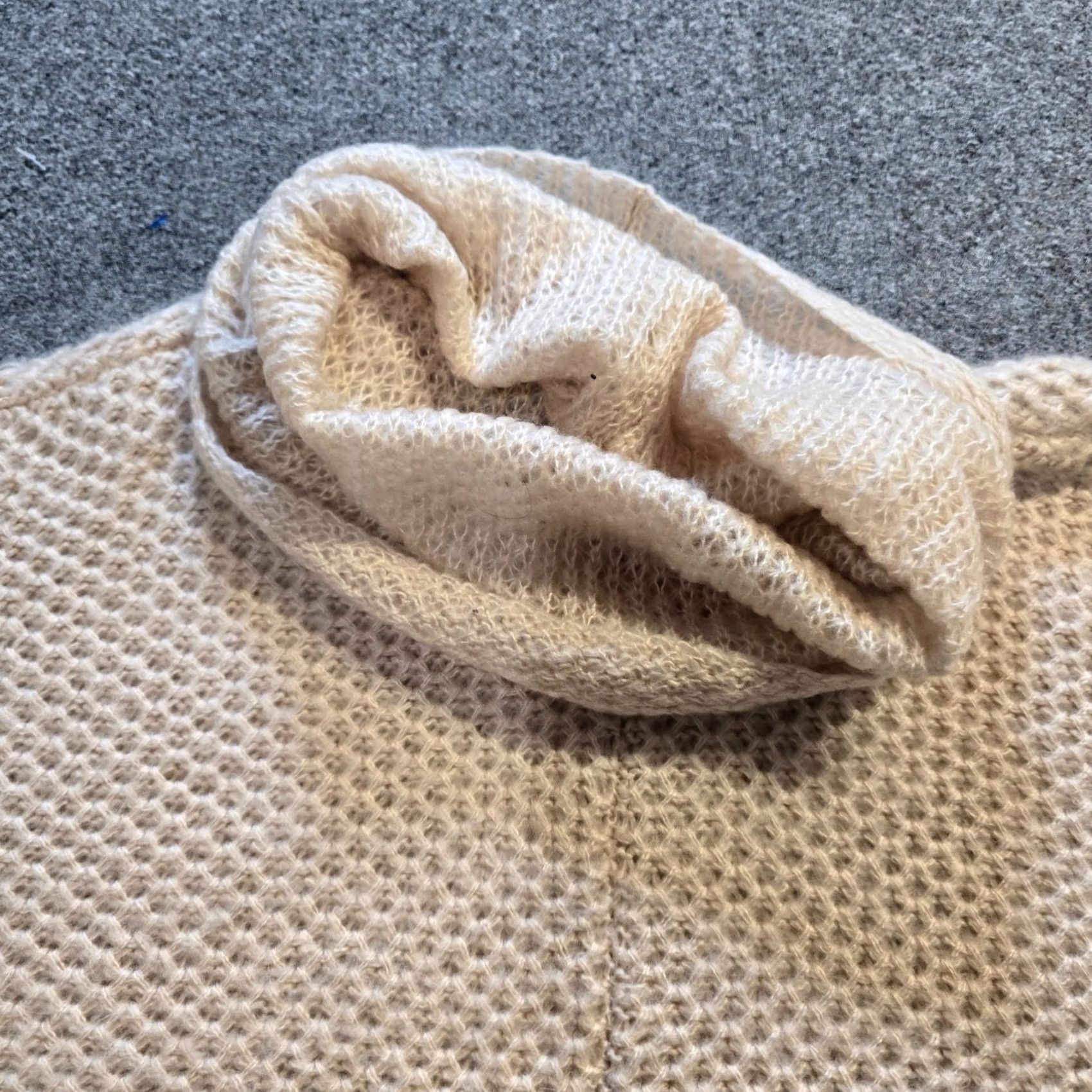 Vintage Wooden Ships Sweater Womens Medium Beige Mohair Wool Poncho Open Sides Casual Size M / US 6-8 / IT 42-44 - 2 Thumbnail